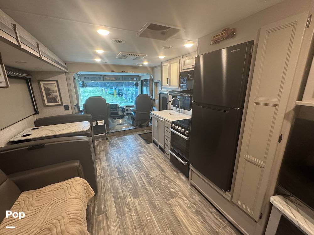 2022 Thor Motor Coach Hurricane 35M in punta gorda FL