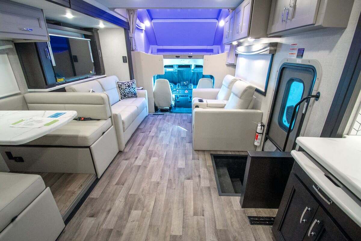 2026 Thor Motor Coach Pasadena 38FX in alvarado TX