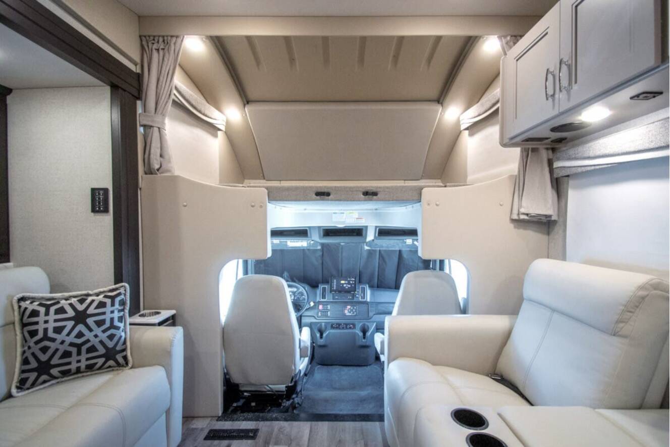 A photo of this 2026 Thor Motor Coach Pasadena 38FX
