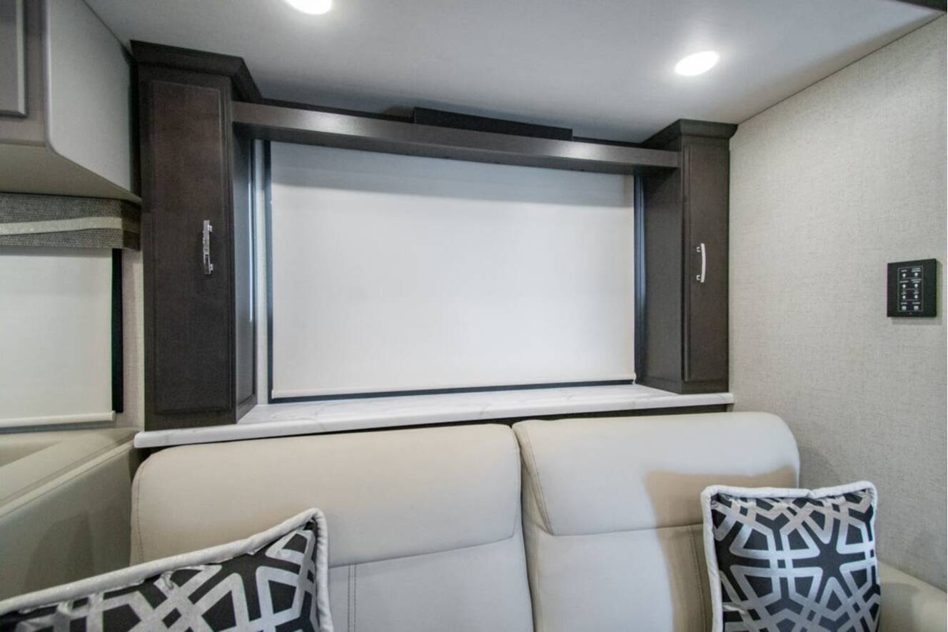 A photo of this 2026 Thor Motor Coach Pasadena 38FX