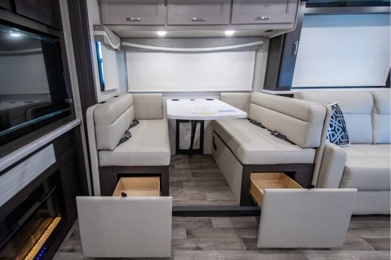A photo of this 2026 Thor Motor Coach Pasadena 38FX