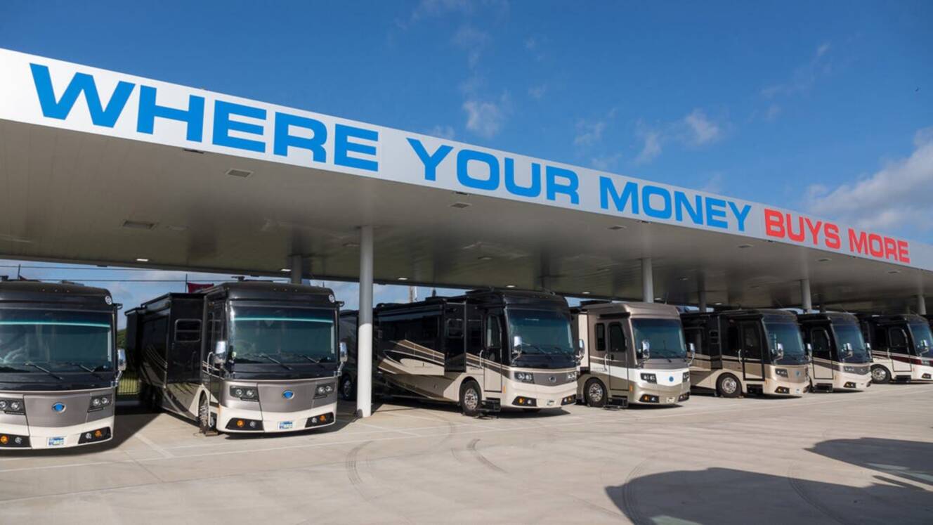 A photo of this 2026 Thor Motor Coach Pasadena 38FX