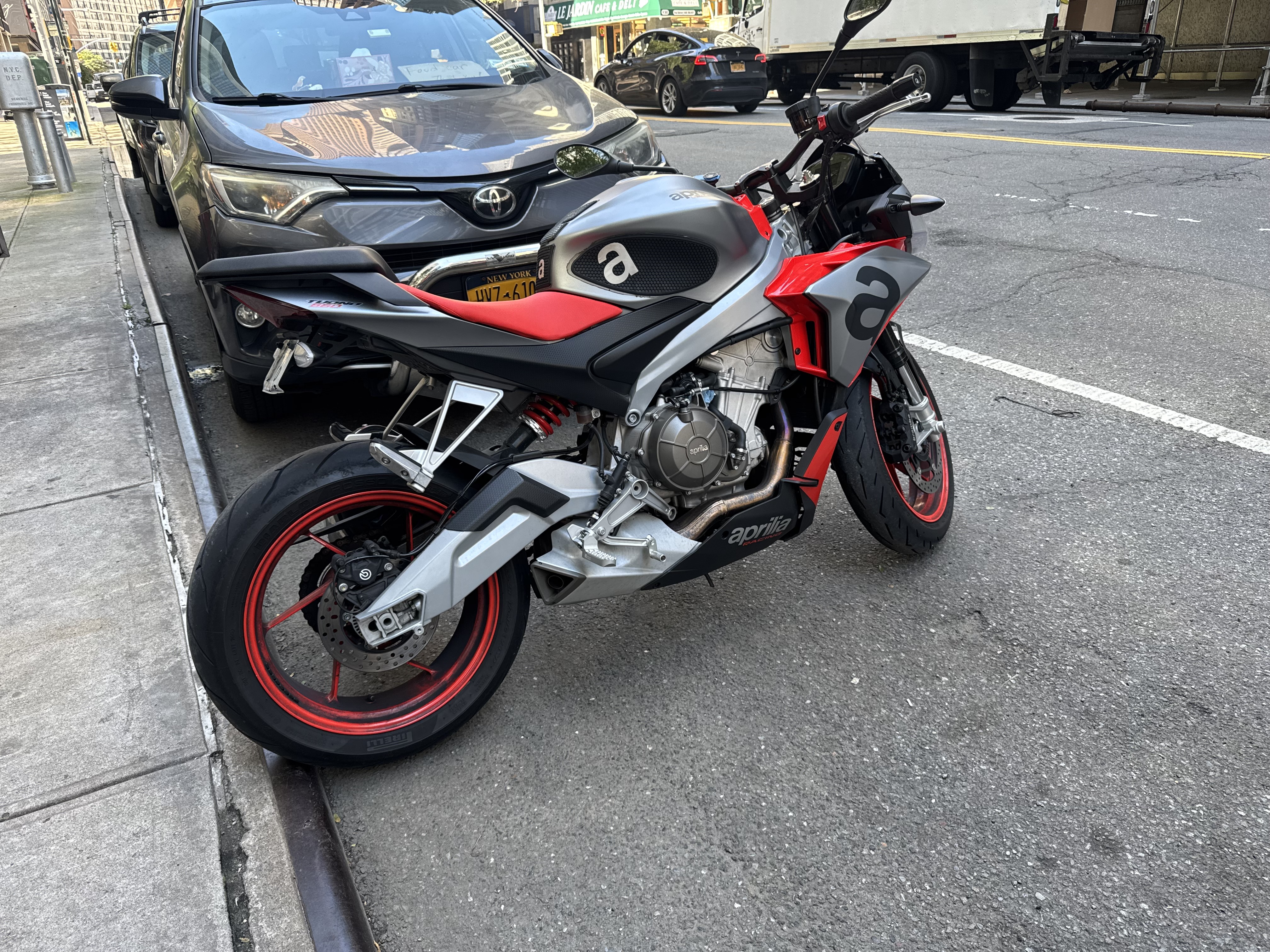 2021 Aprilia TUONO 660 660 in Springfield Gardens, NY