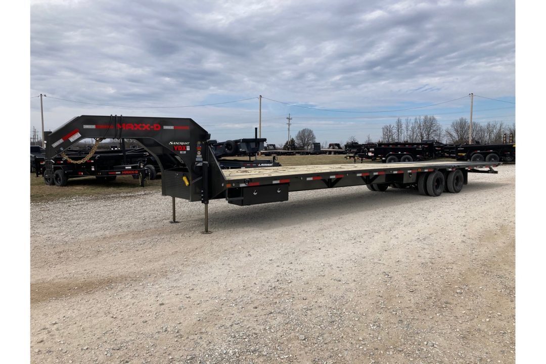 2026 MAXX-D 102x40 TANDEM 25.9K GN HYDROTAIL W/ HYDROJACKS, BLACKWO in Billings, MO