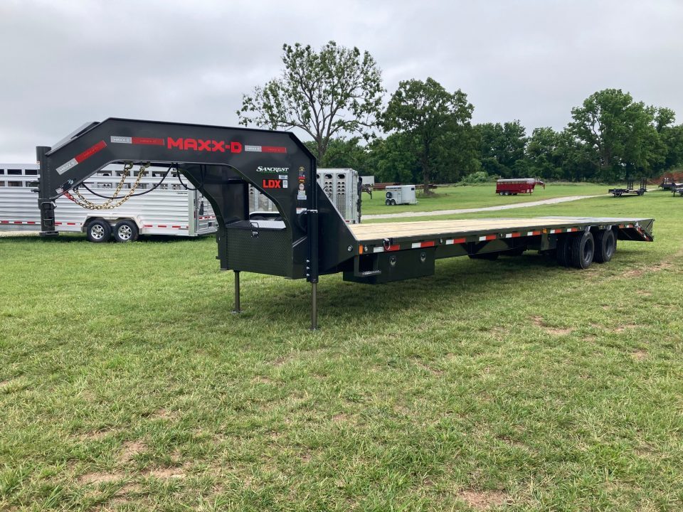 2027 MAXX-D 102x36 TANDEM 25.9K GN W/ HYDROJACKS, MAX RAMPS & DISC in Billings, MO