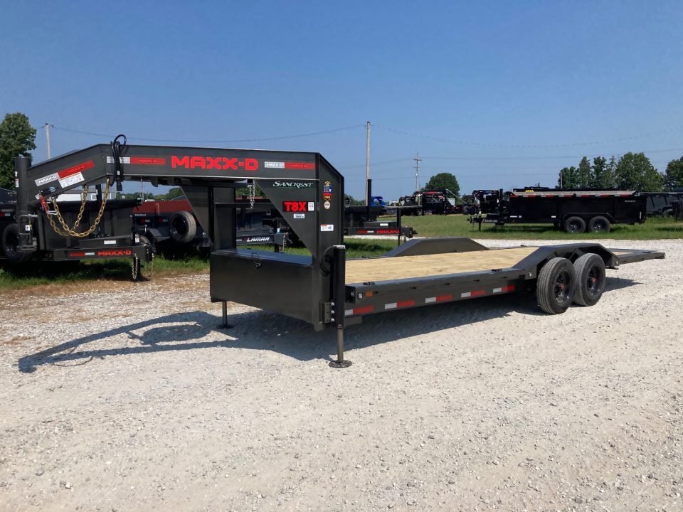 2027 MAXX-D 102X24 TANDEM 18K GN FULL TILT W/ HYDROJACKS, DRIVE OVE in Billings, MO