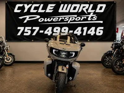 2023 Indian Motorcycle® Pursuit Dark Horse with Premium Package Stealth Gray DARK HORSE