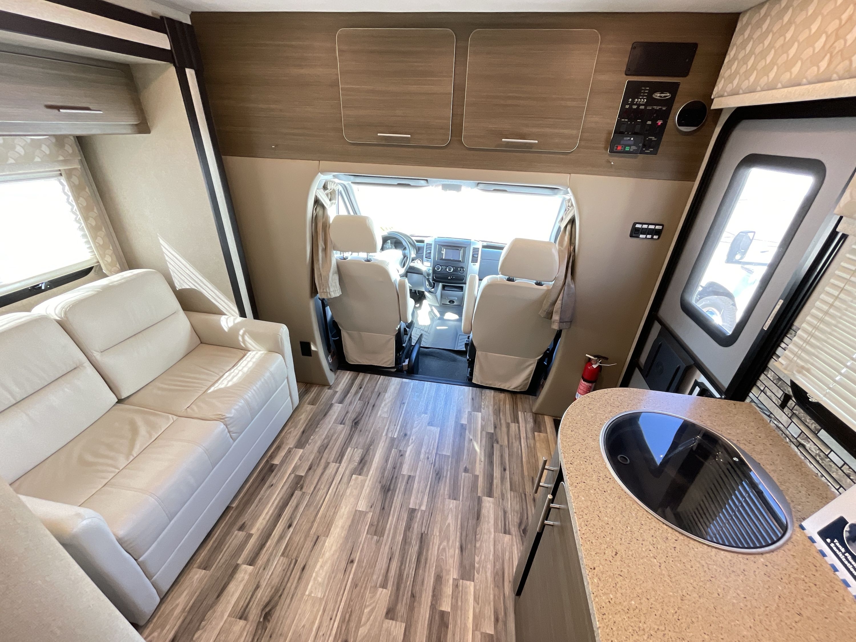 2015 Renegade VILLAGIO 25QRS in eau claire WI