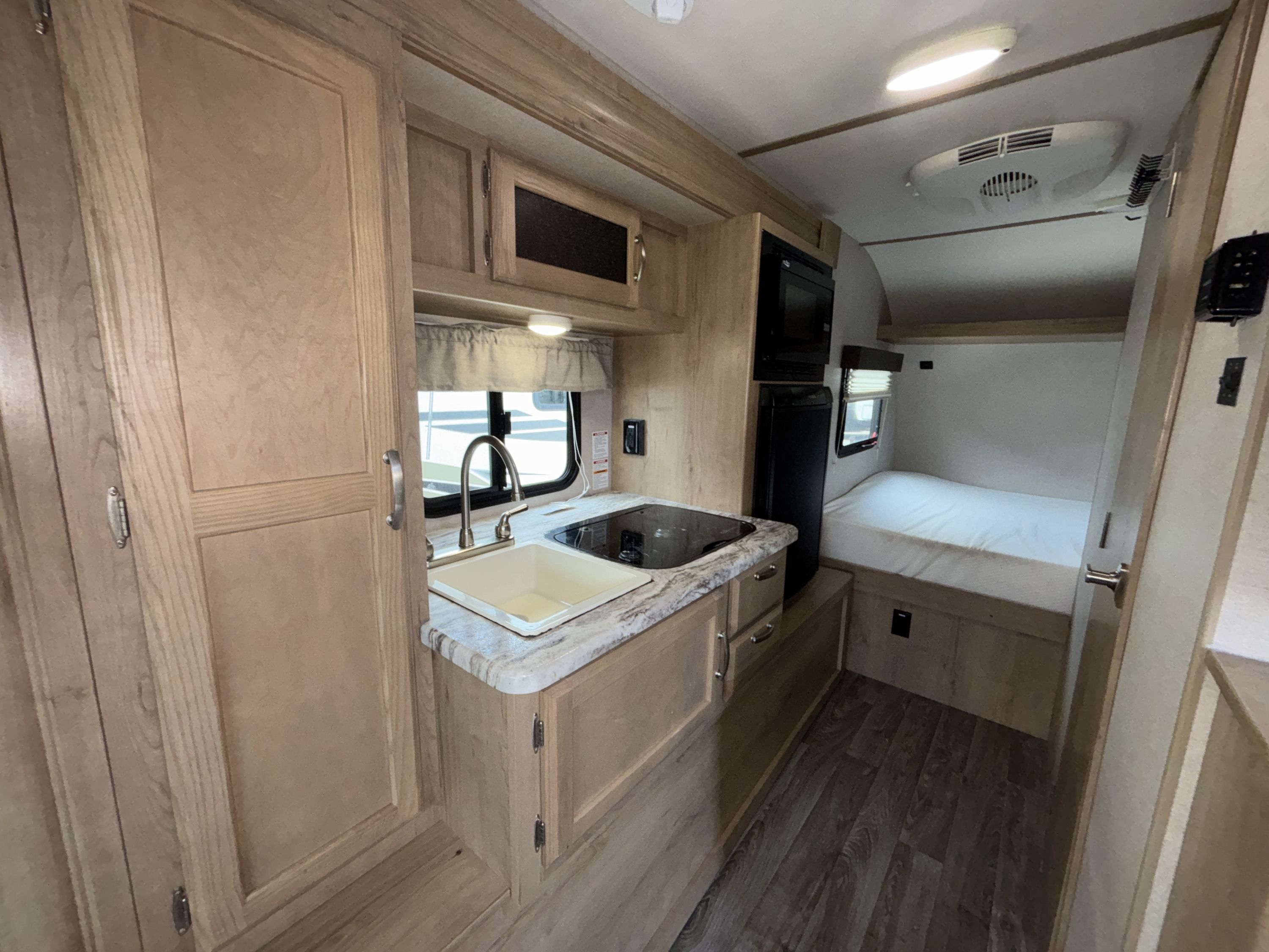 2020 Winnebago MINNIE DROP 185DB in chattanooga TN