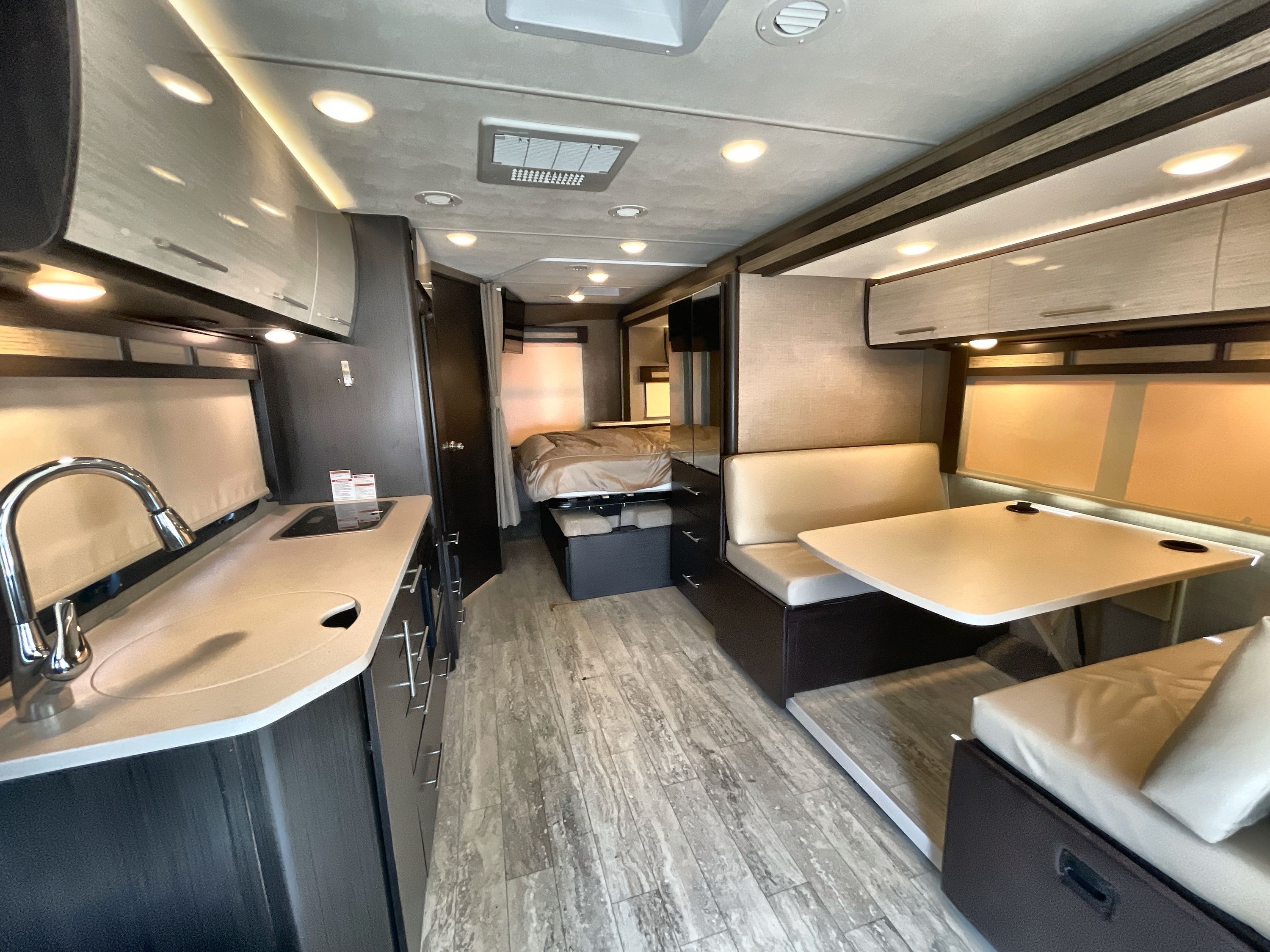 2018 Thor COMPASS 24TF in summerfield FL