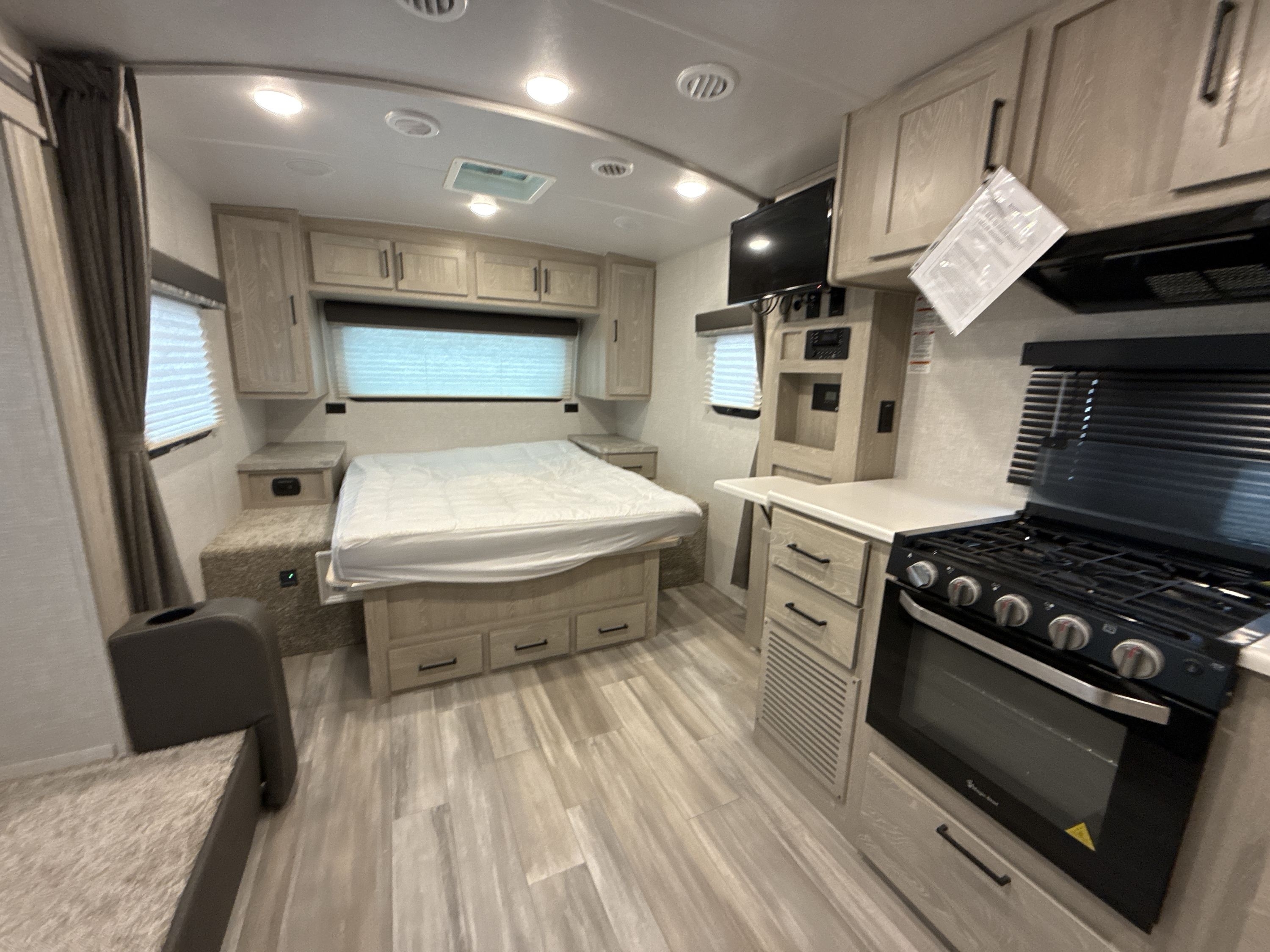 2021 Forest River ROCKWOOD MINI LITE 2109S in sioux falls SD