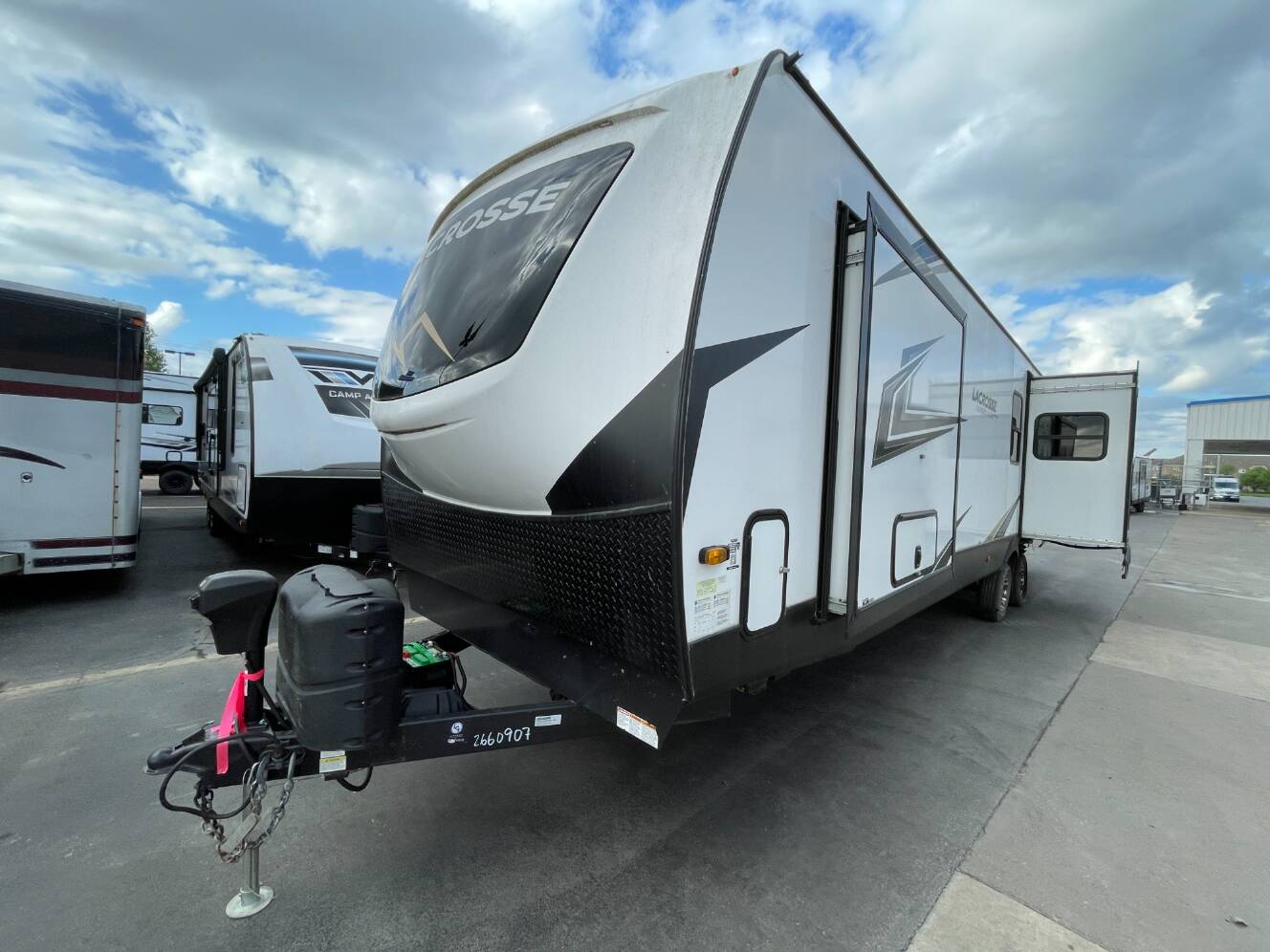 A photo of this 2022 Prime Time LACROSSE 3411RK