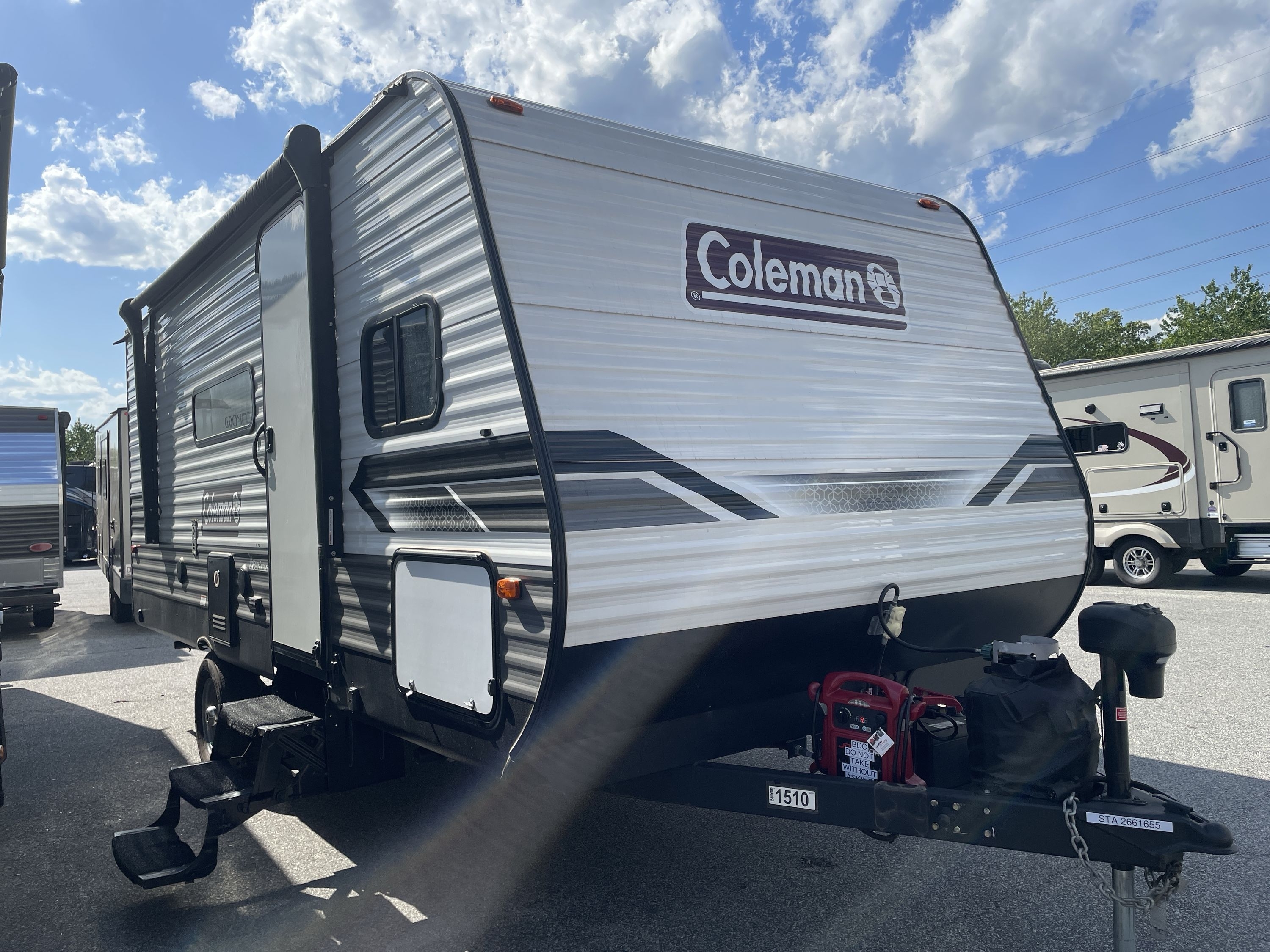 2023 Coleman COLEMAN LANTERN LT 18FQ RV