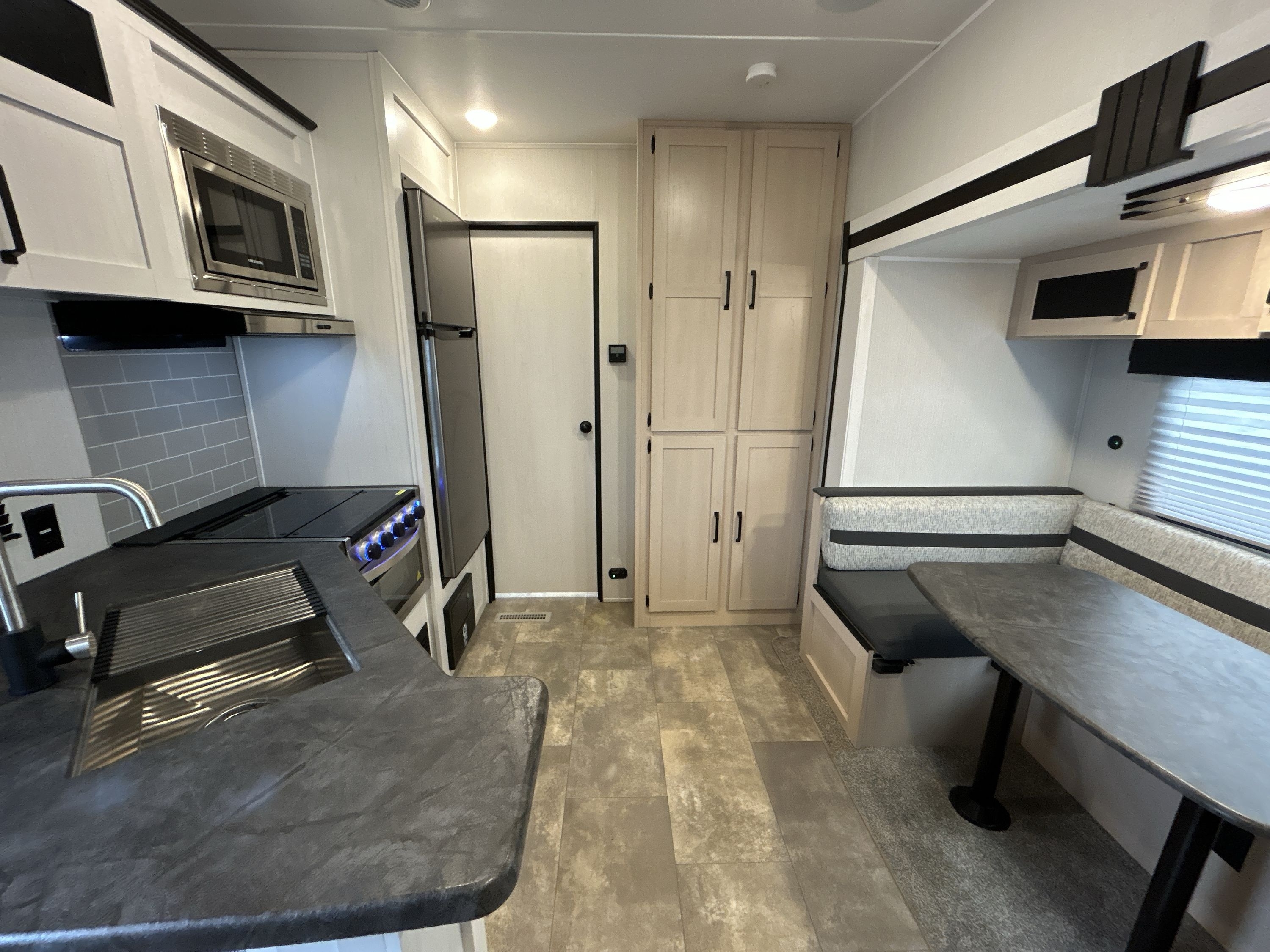 2023 Forest River PUMA XLE 29TSS in springfield MO