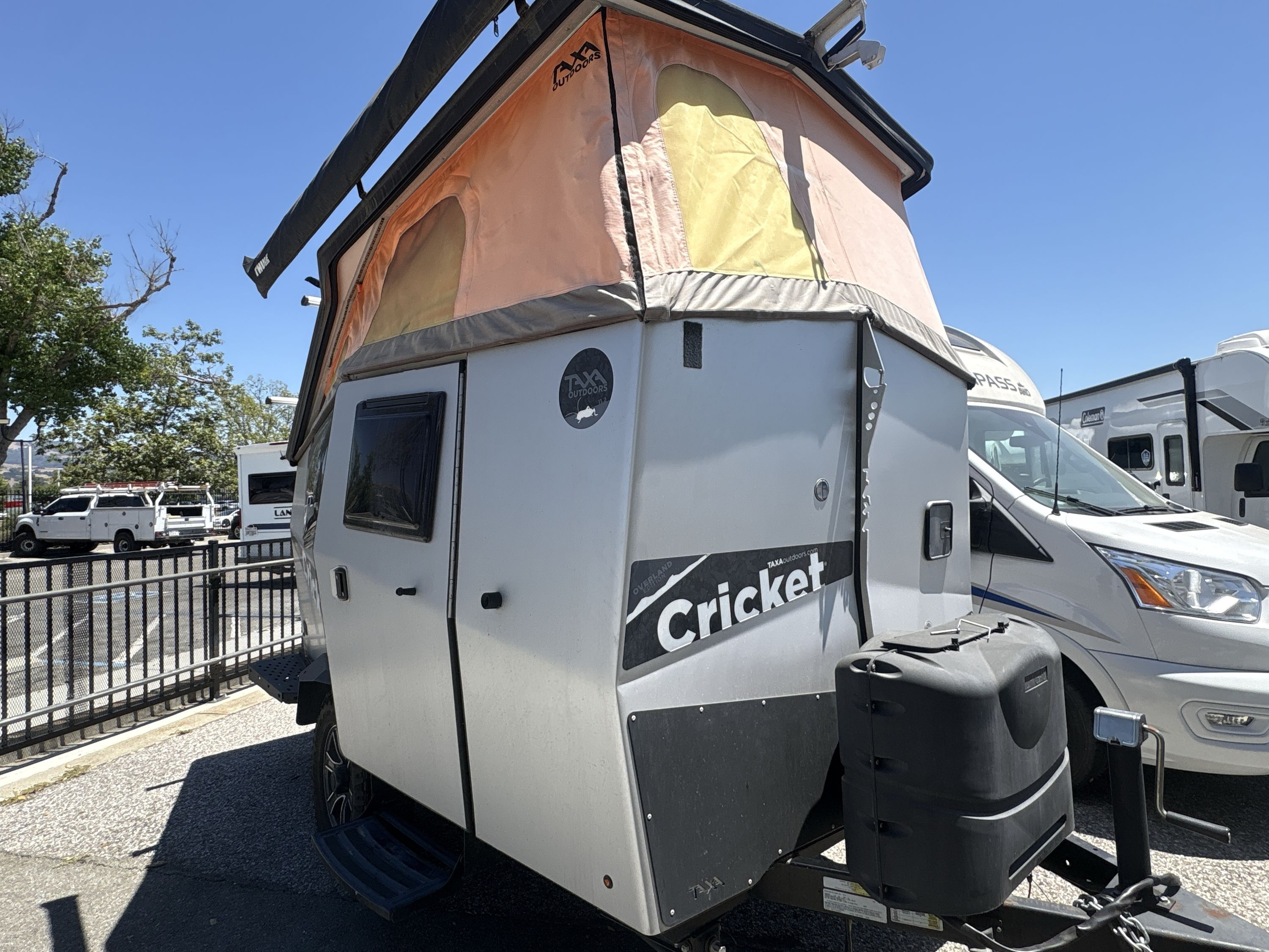 2022 Taxa Outdoors CRICKET OVERLAND RV