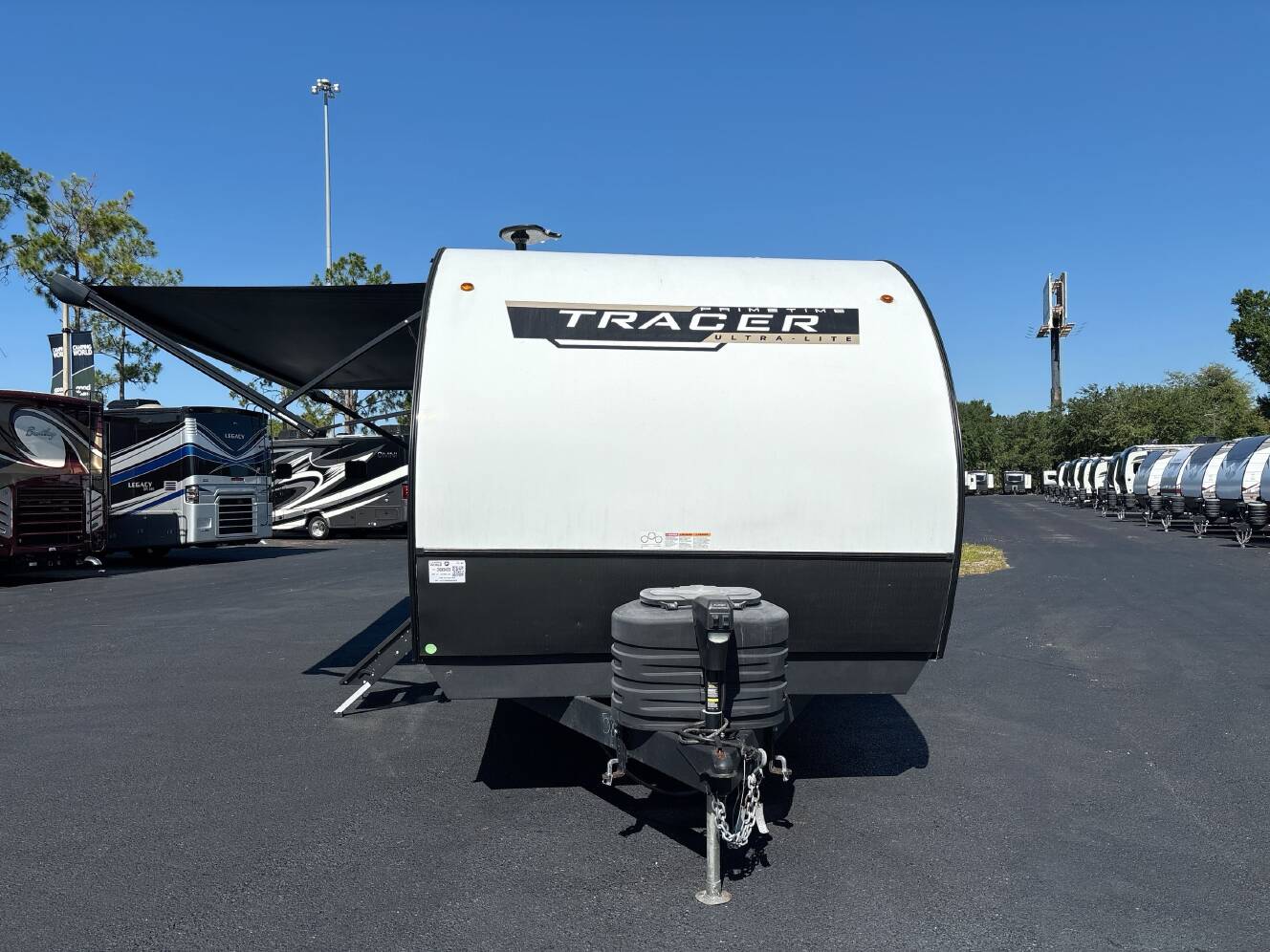 A photo of this 2025 Prime Time TRACER 308BH