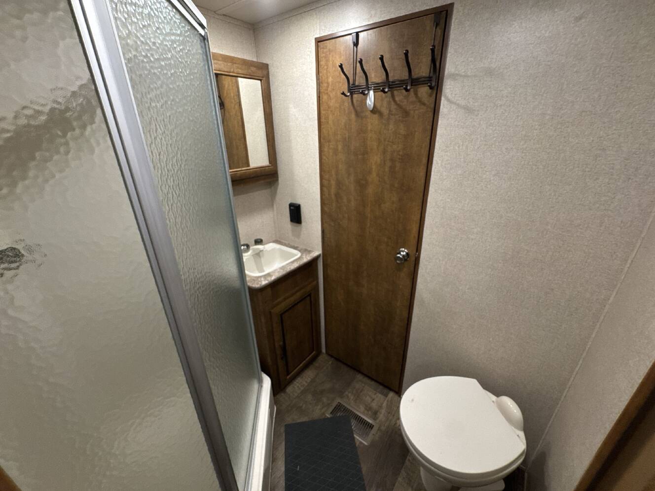 A photo of this 2018 Crossroads Z-1 248RR