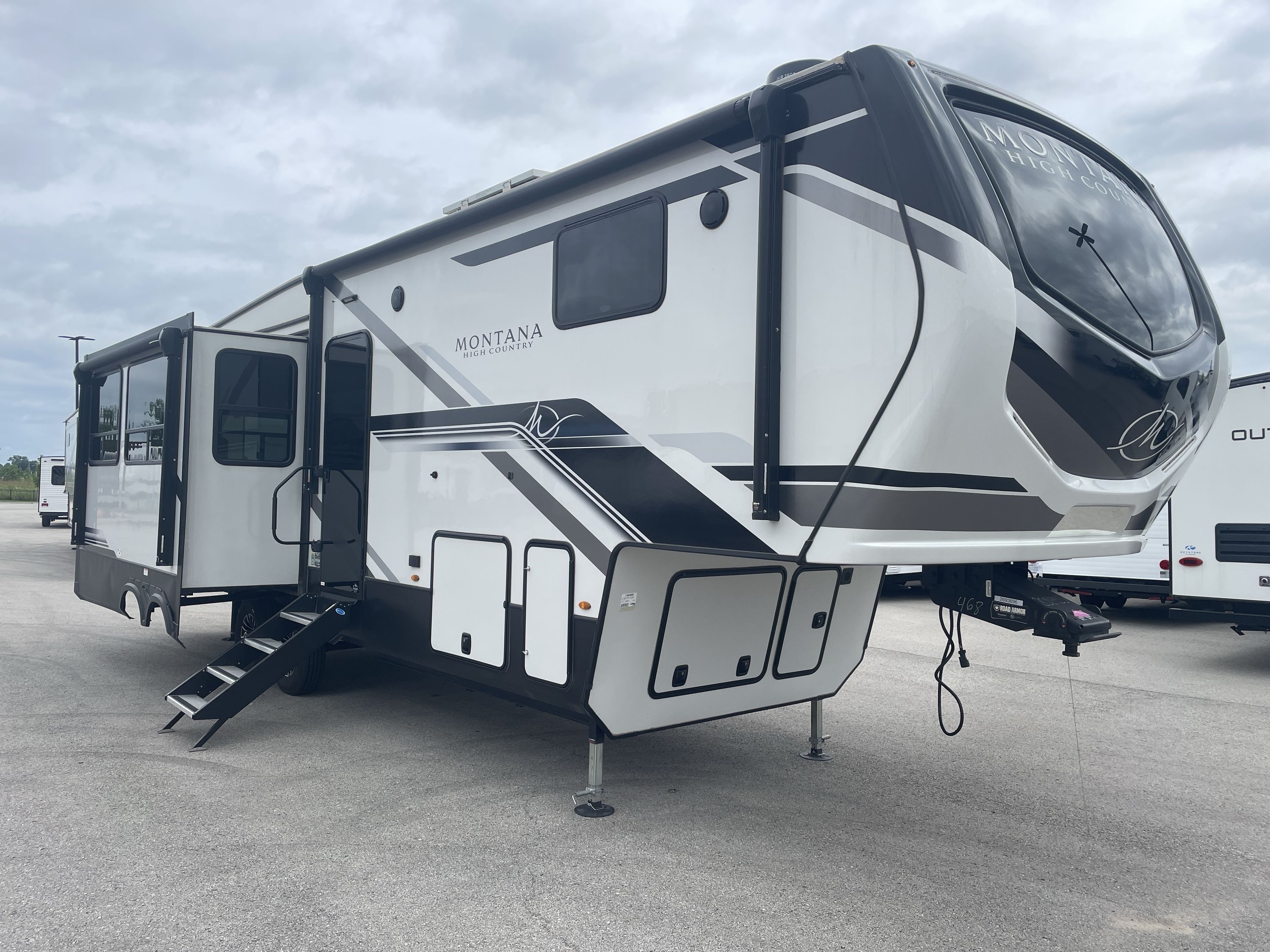 2025 Keystone MONTANA HIGH COUNTRY 295RL in kansas city KS