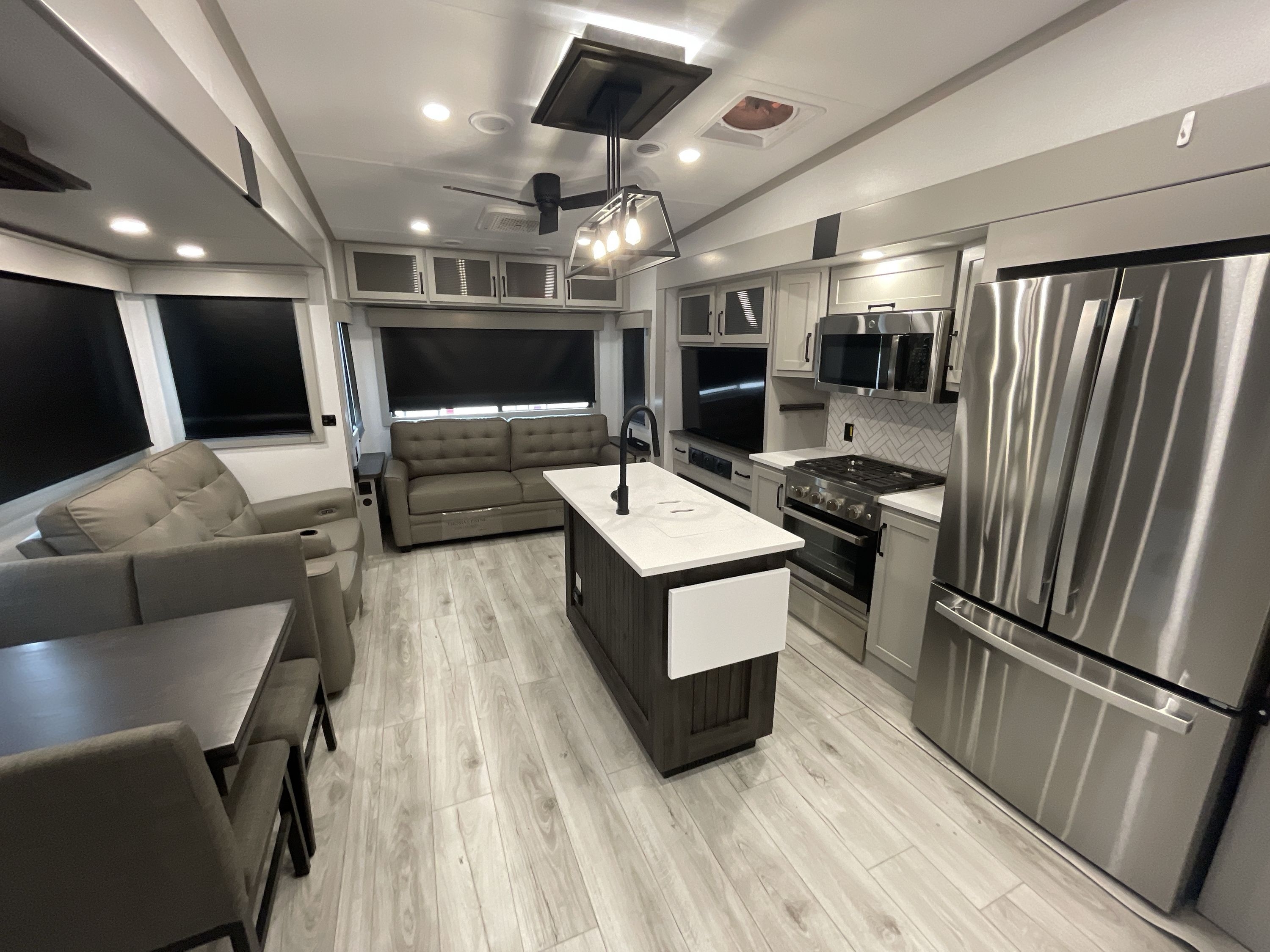 2025 Keystone MONTANA HIGH COUNTRY 295RL in kansas city KS