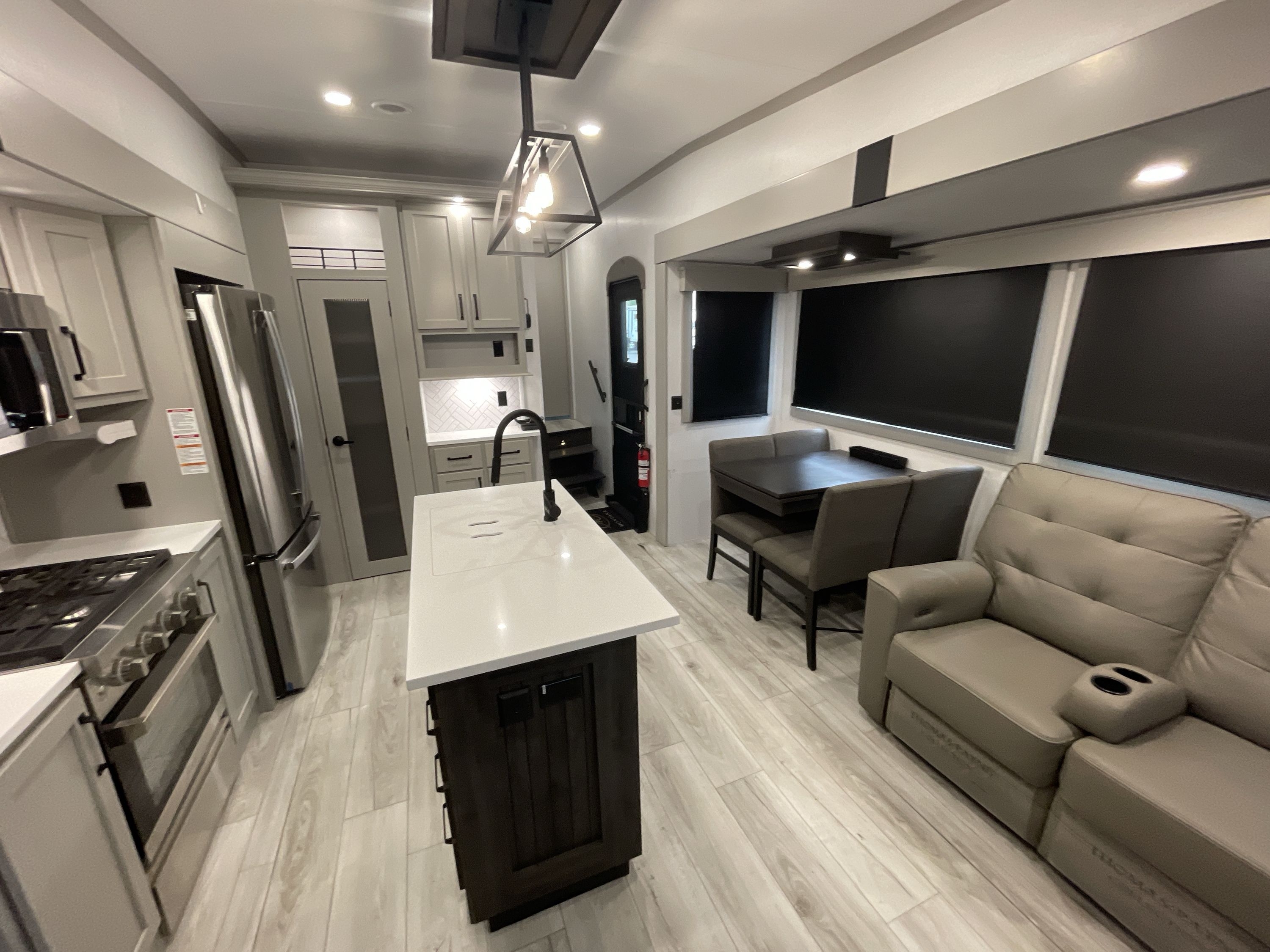 2025 Keystone MONTANA HIGH COUNTRY 295RL in kansas city KS