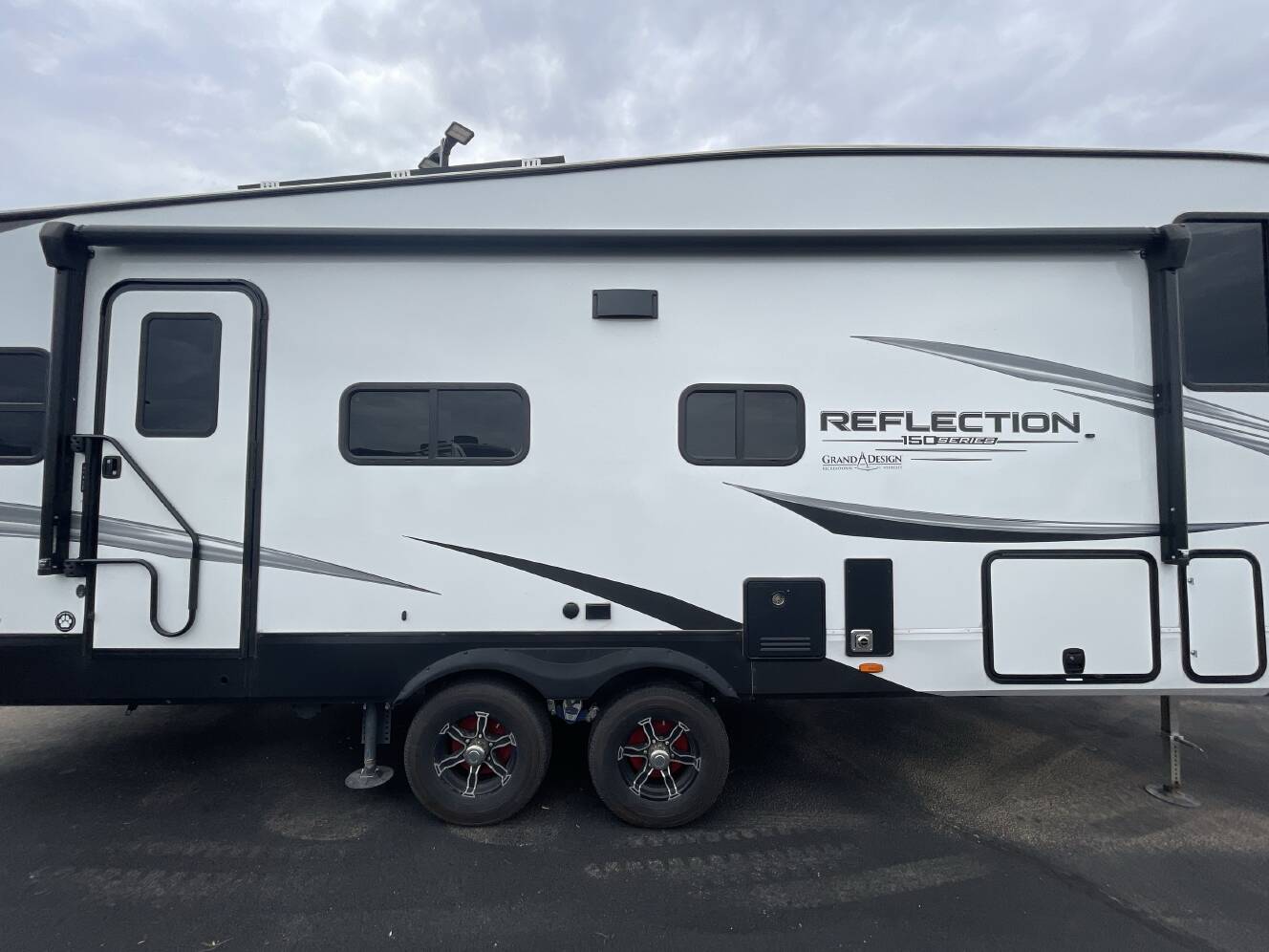 A photo of this 2024 Grand Design REFLECTION 150 SERIES 260RD
