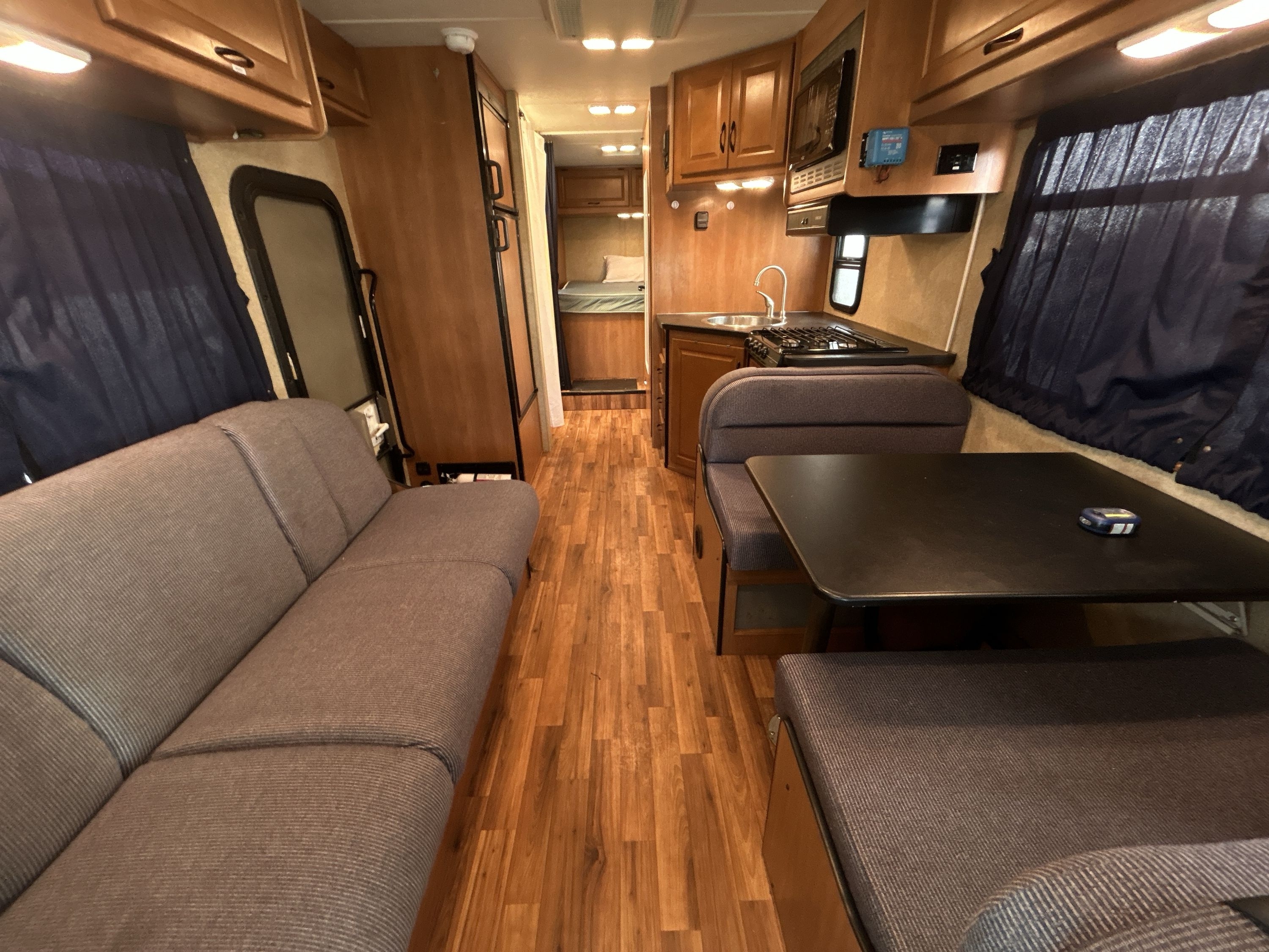 2015 Thor MAJESTIC 28A in lewisville TX
