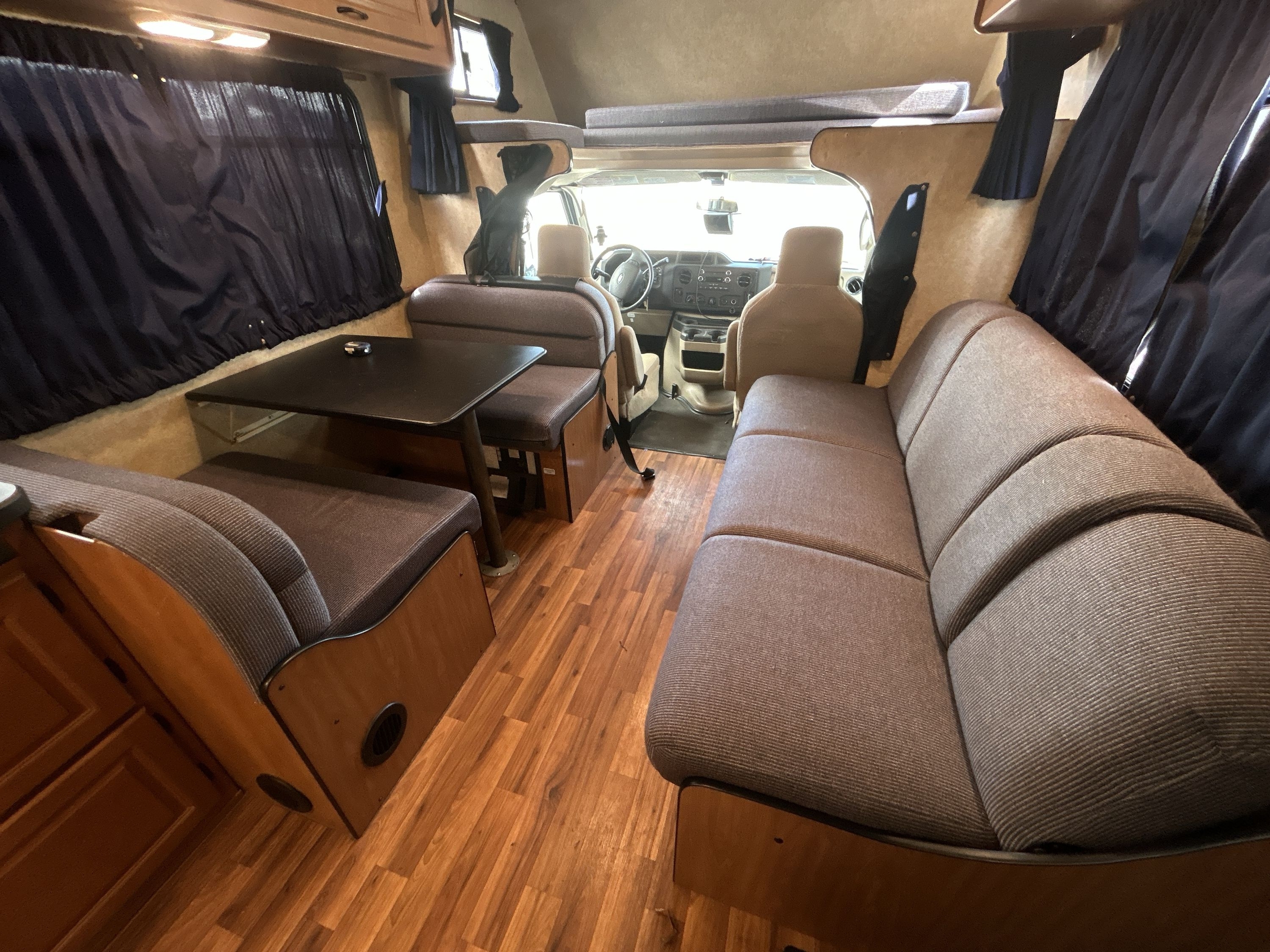 2015 Thor MAJESTIC 28A in lewisville TX