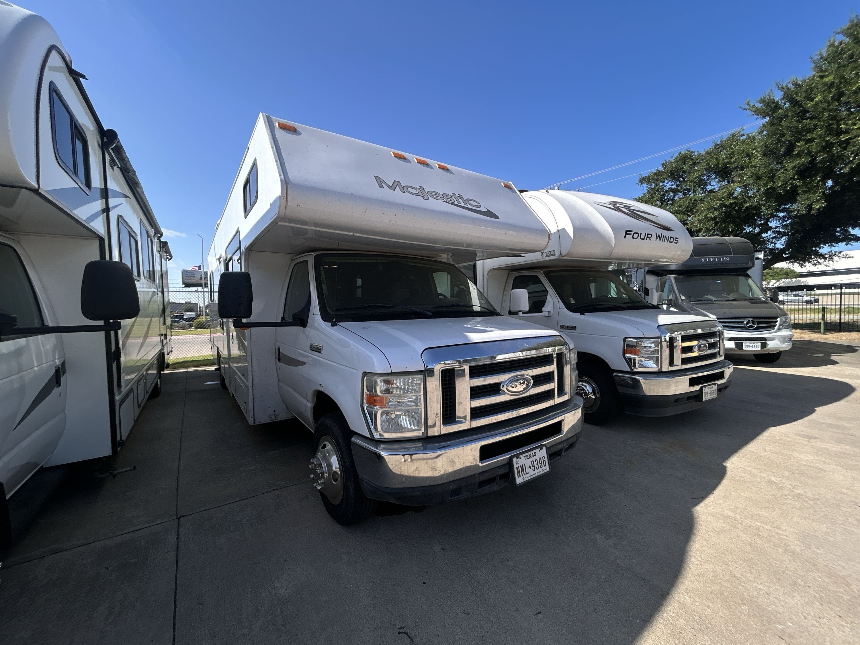 2015 Thor MAJESTIC 28A in lewisville TX