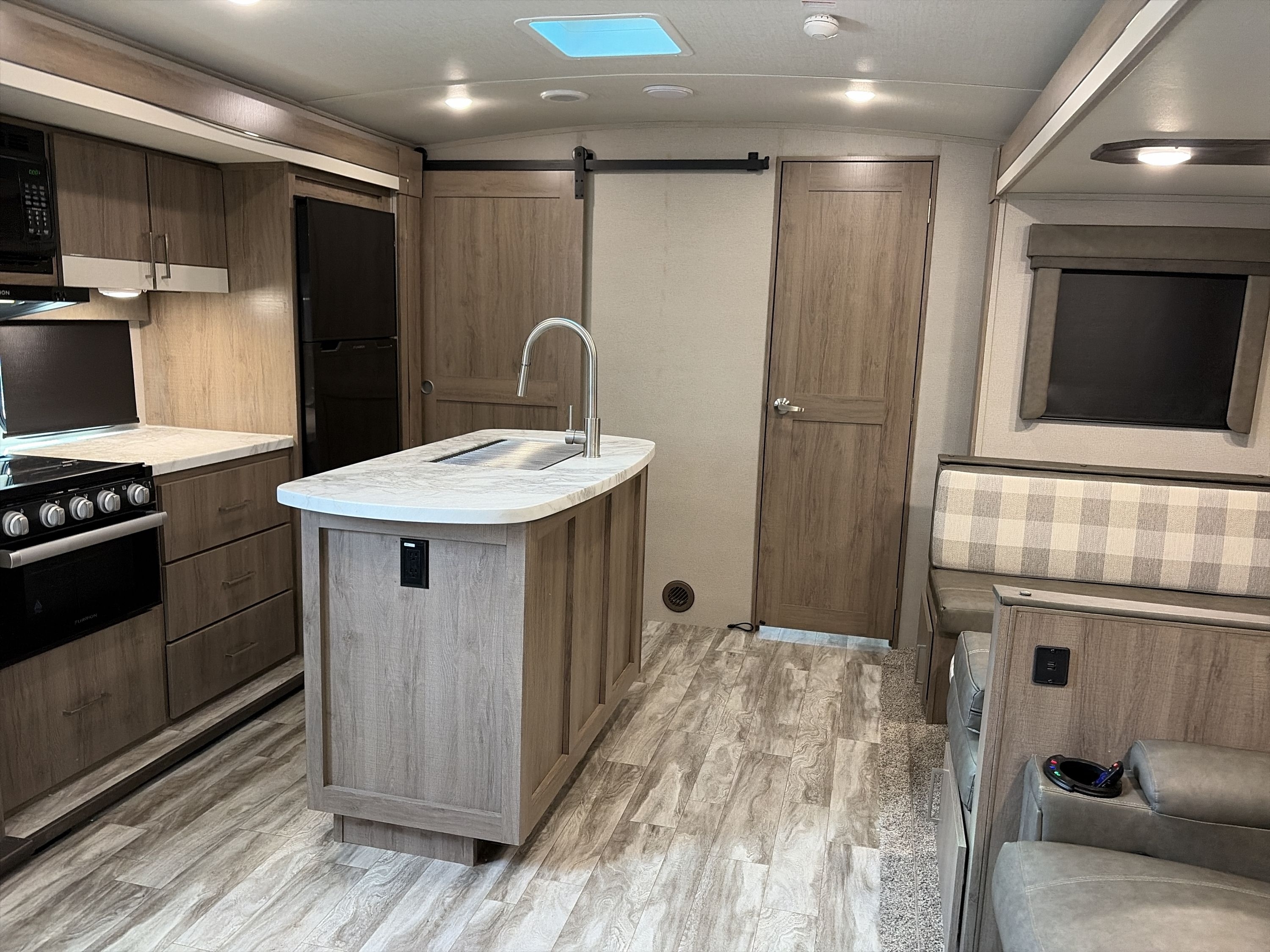 2022 Grand Design IMAGINE 3250BH in branson MO