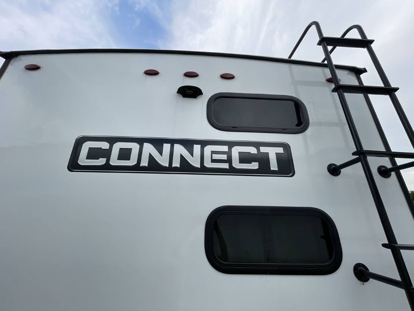 A photo of this 2023 K-Z Rv CONNECT 251BHK