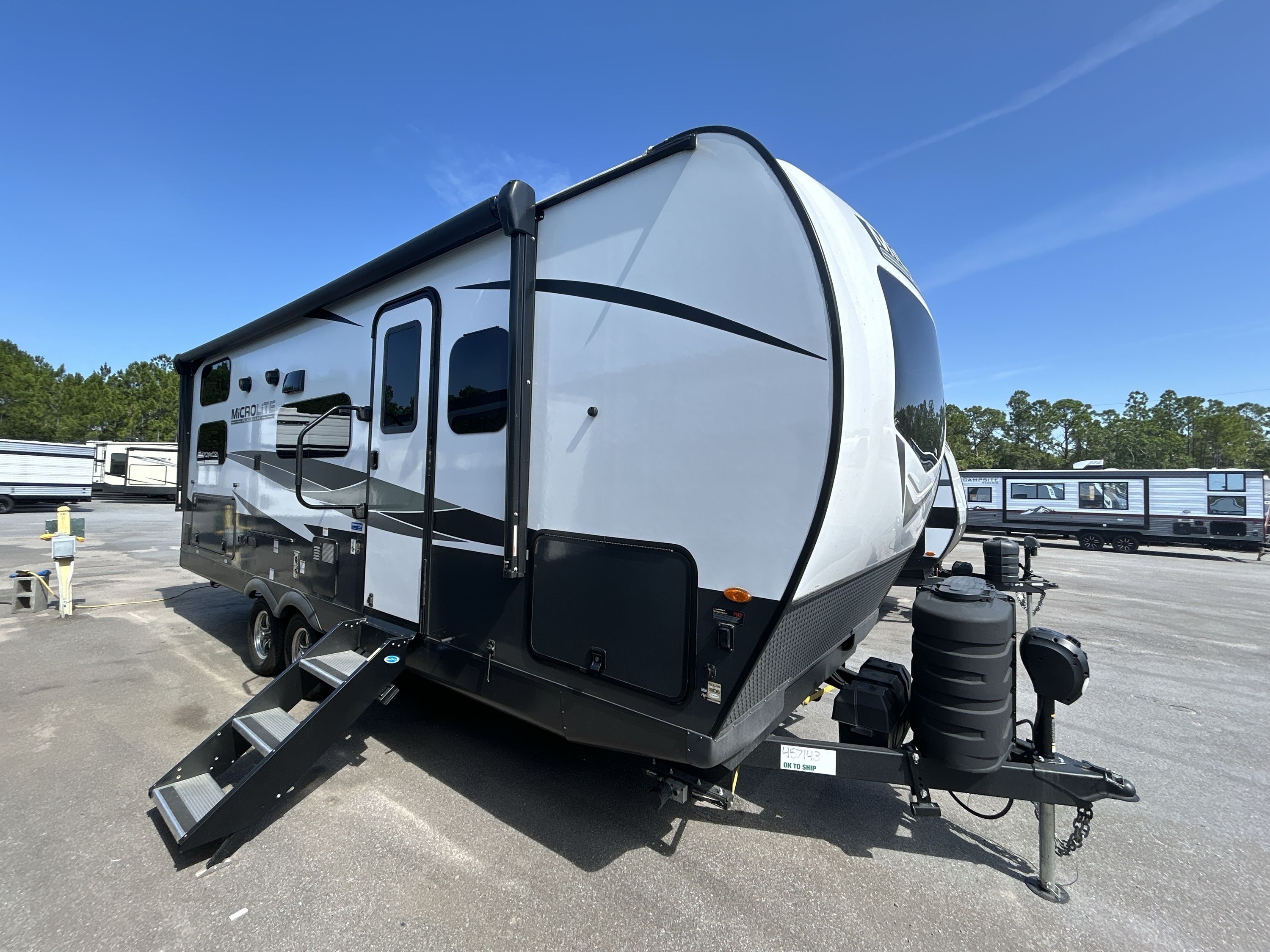 2024 Forest River FLAGSTAFF MICRO LITE 25BRDS in gulf breeze FL