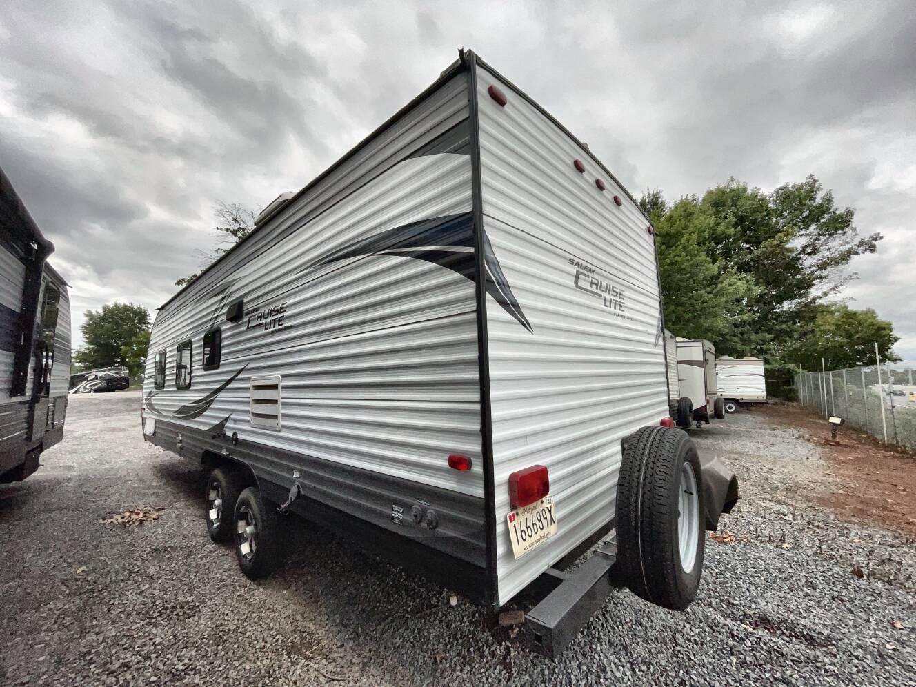 A photo of this 2015 Forest River SALEM CRUISE LITE 261BHXL