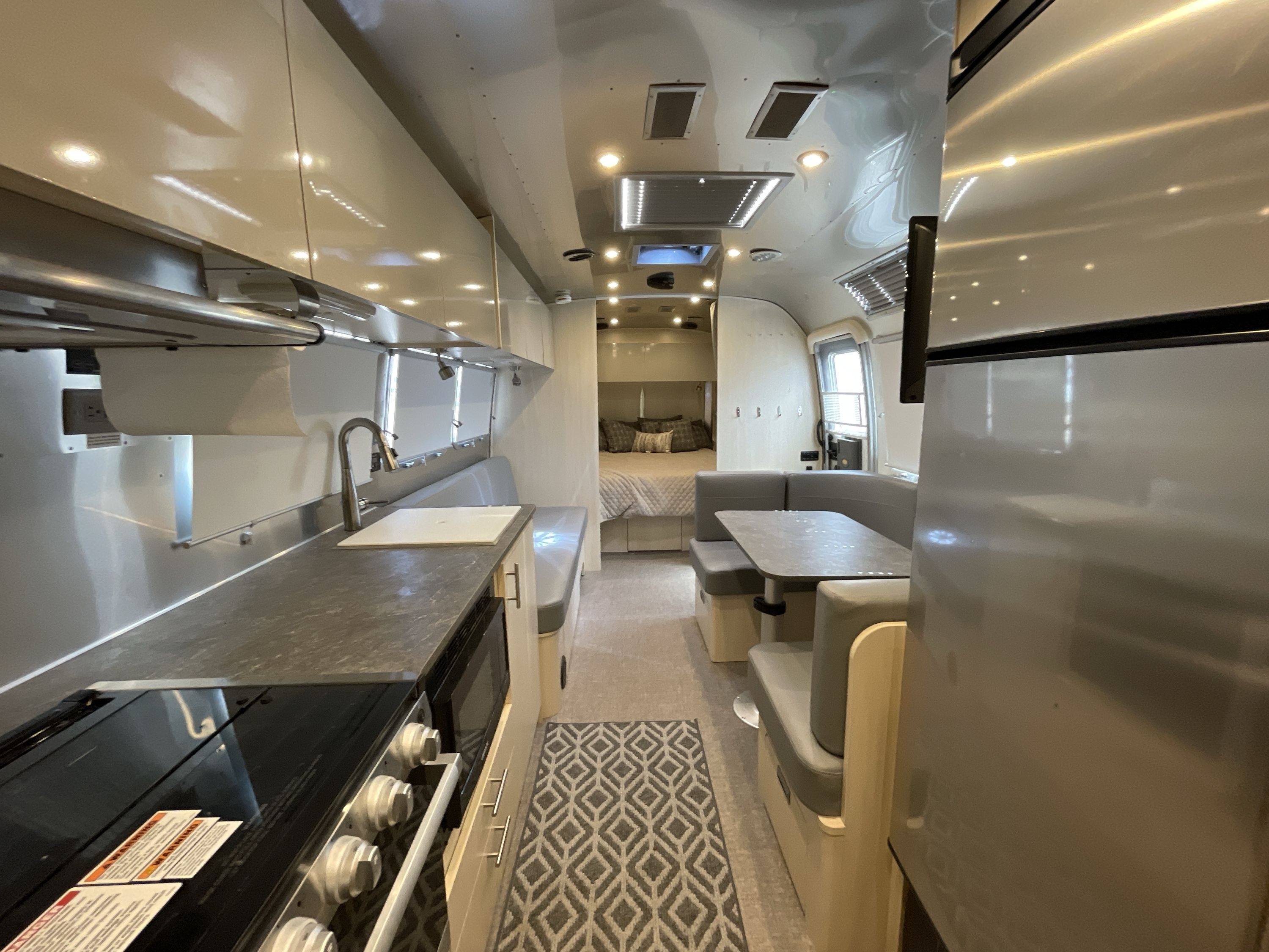 2022 Airstream FLYING CLOUD 30FB BUNK in oklahoma city OK