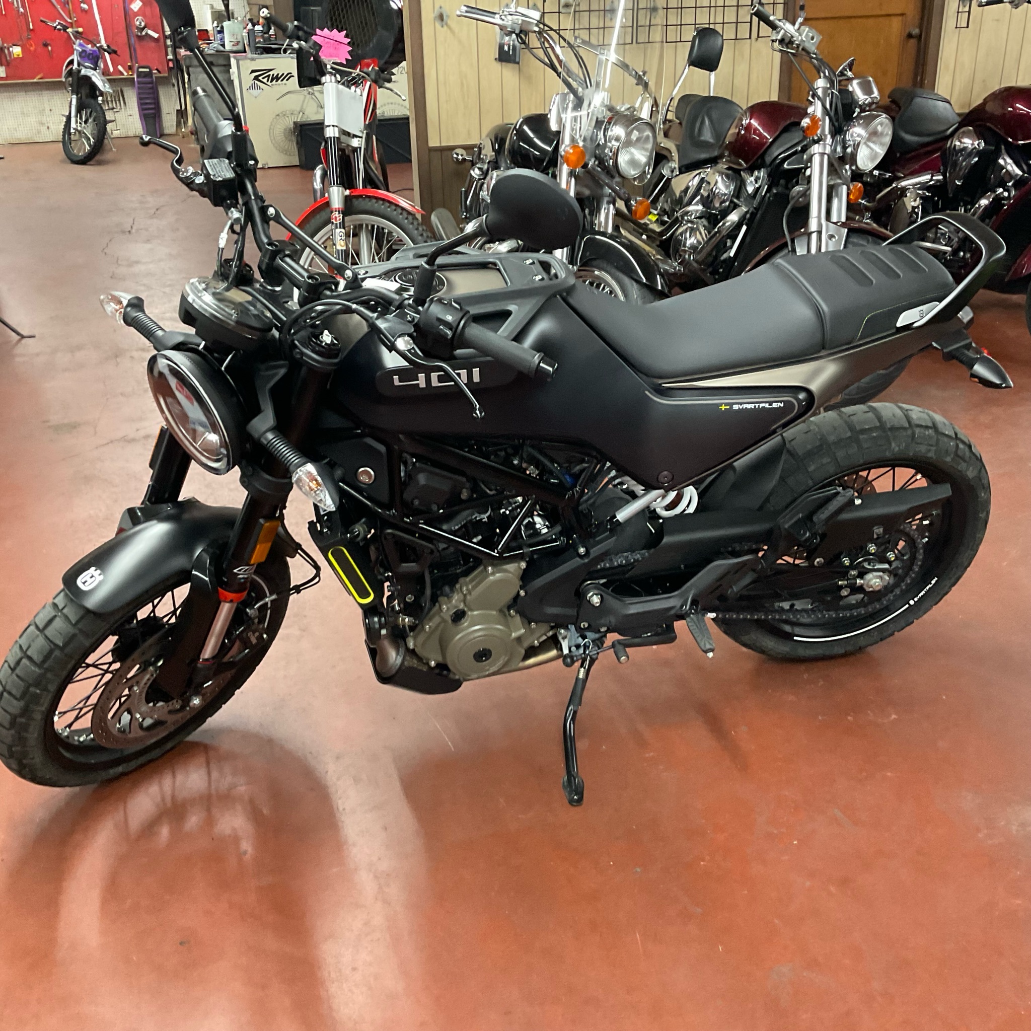 2022 Husqvarna Svartpilen 401 401 in Johnson City, TN