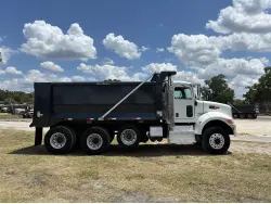 2016 PETERBILT 382