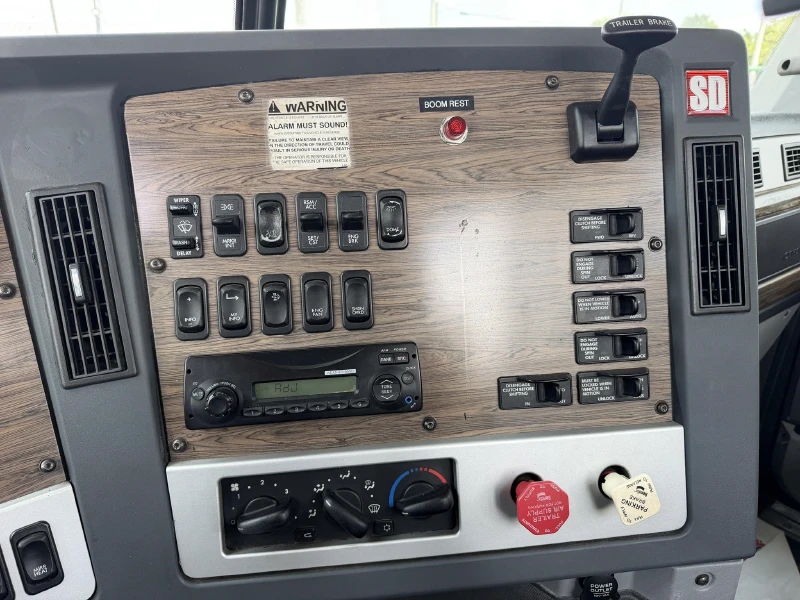 2012 FREIGHTLINER CORONADO 114