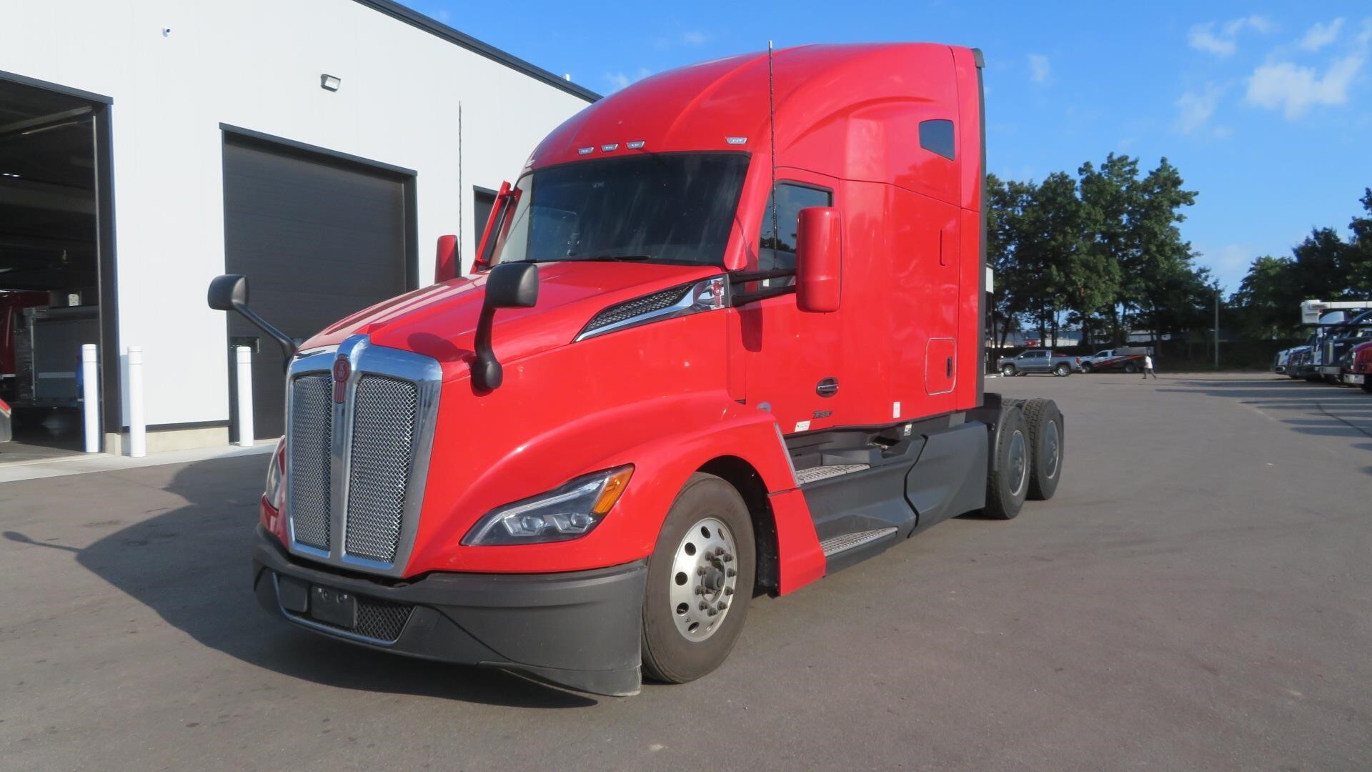 2023 KENWORTH T680 in Grand Rapids, MI