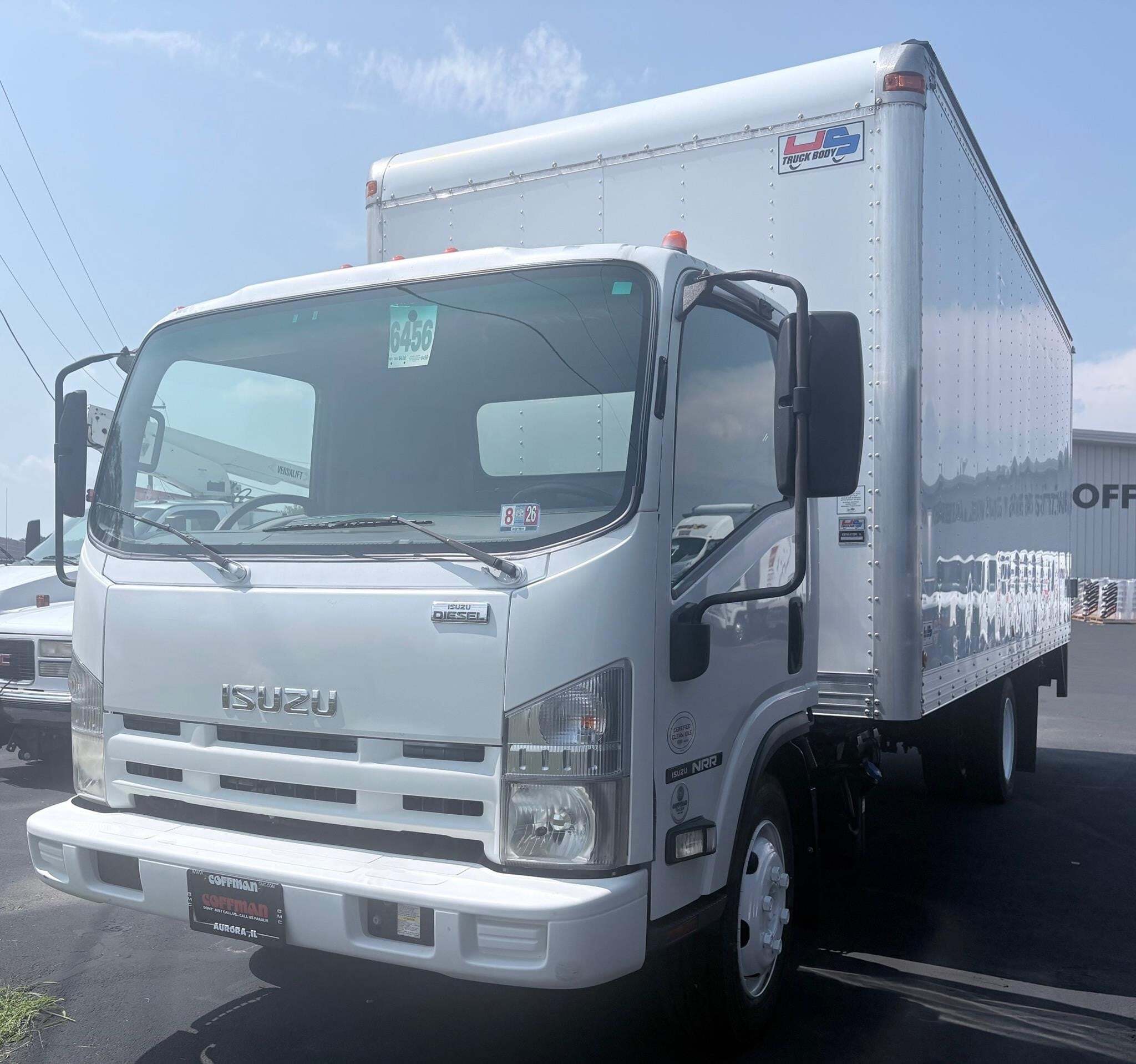 2012 ISUZU NRR in Aurora, IL