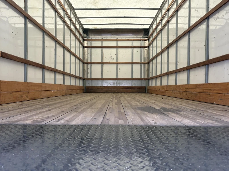 2021 INTERNATIONAL MV