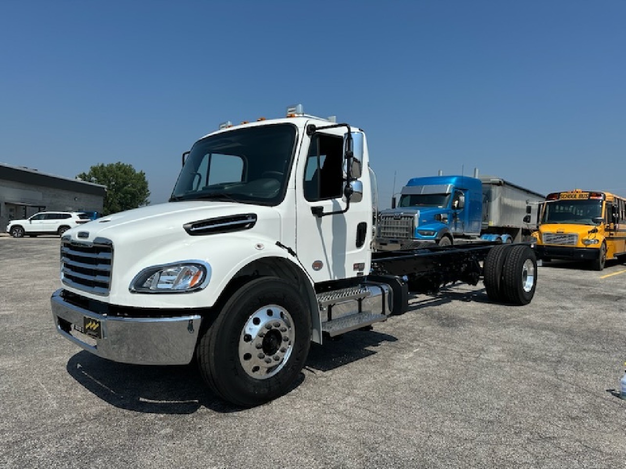 2025 FREIGHTLINER BUSINESS CLASS M2 106 in Saginaw, MI