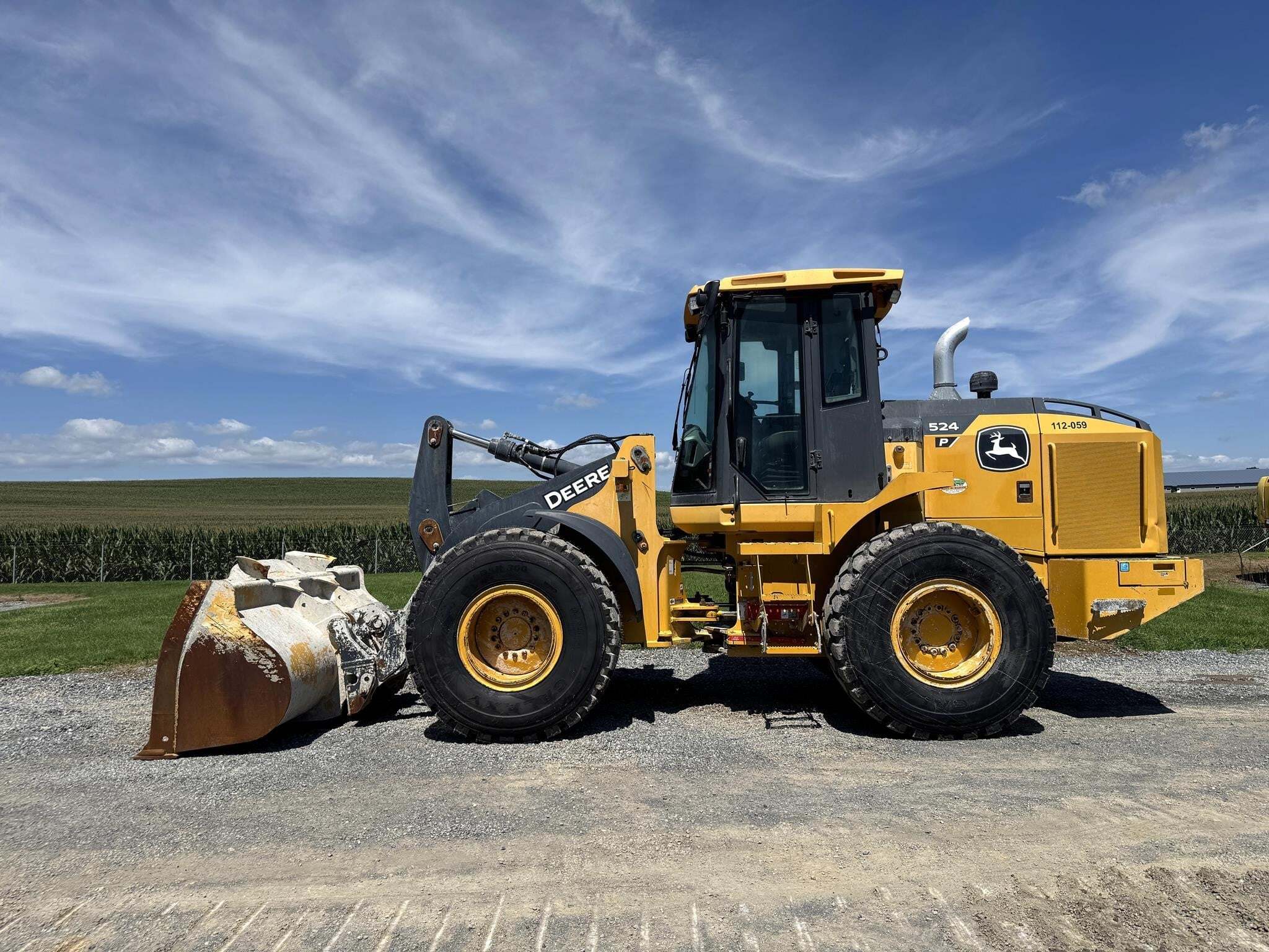 2021 DEERE 524 P-TIER in Womelsdorf, PA
