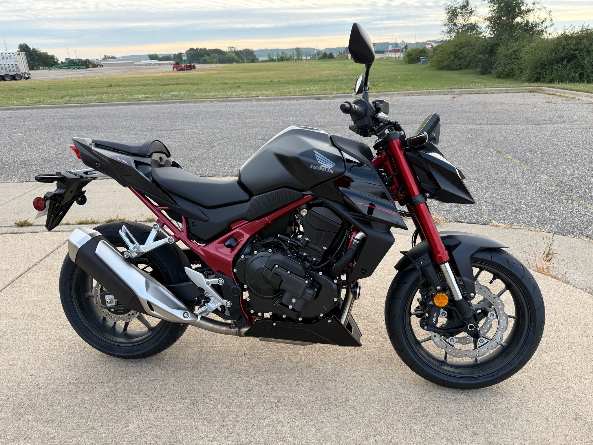 2026 Honda CB750 Hornet E-Clutch E-CLUTCH in Belle Plaine, MN