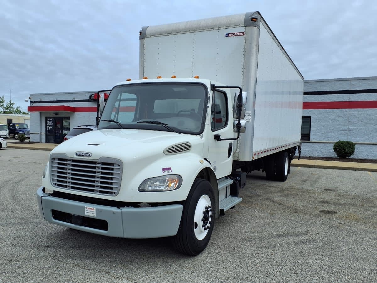 2019 FREIGHTLINER BUSINESS CLASS M2 106 in Cleveland, OH