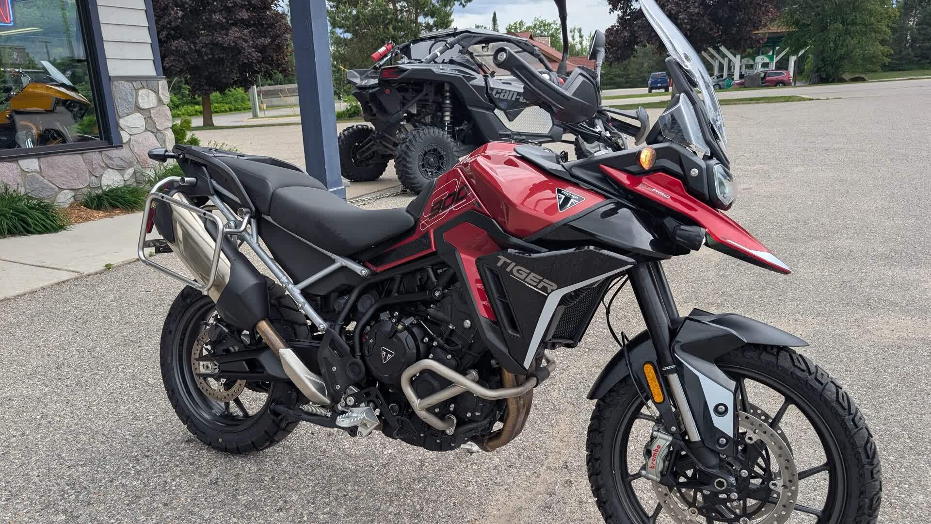 2025 Triumph Tiger 900 GT Pro 900 GT PRO in Petoskey, MI