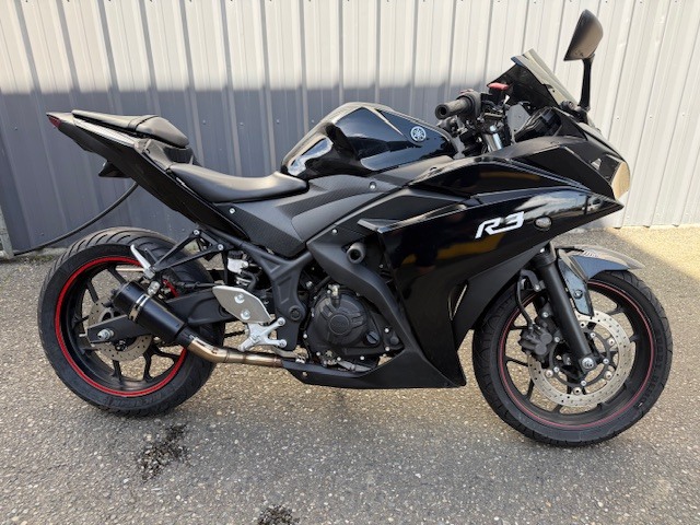 2015 Yamaha YZF-R3 R3 in Monroe, WA