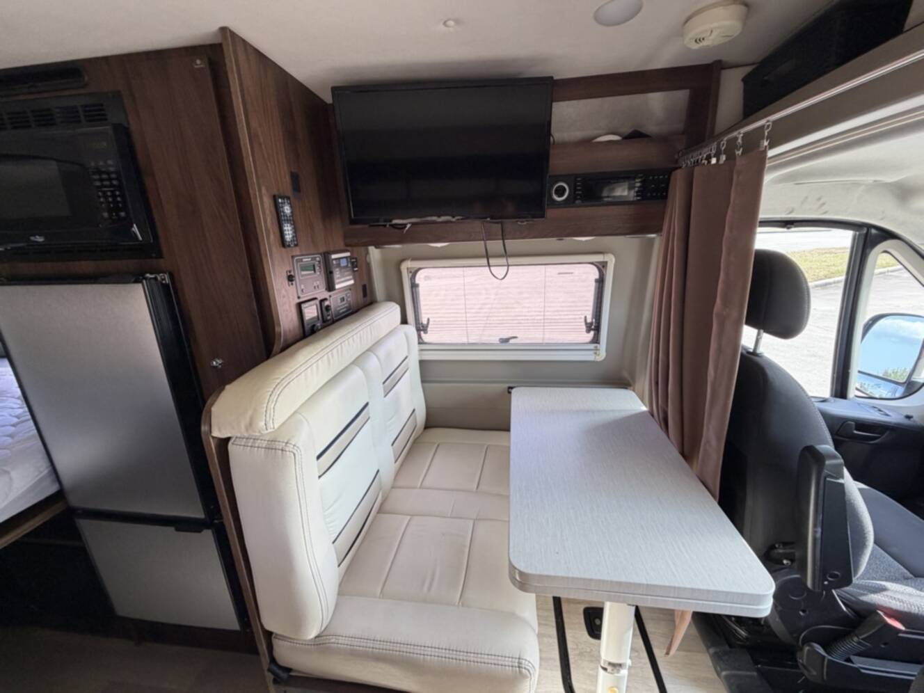 A photo of this 2020 Winnebago TRAVATO 59G