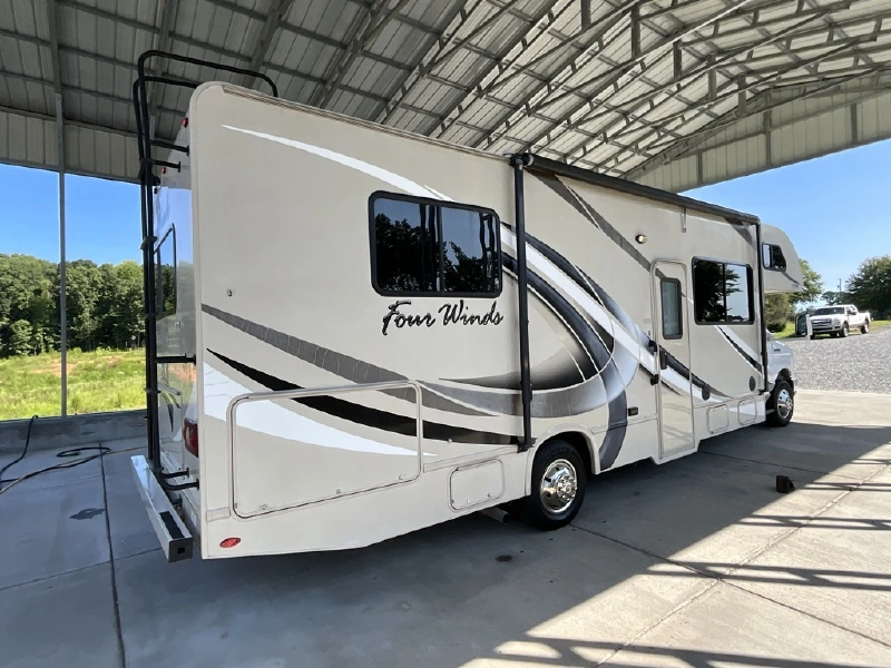 2018 THOR MOTOR COACH FOUR WINDS 28Z