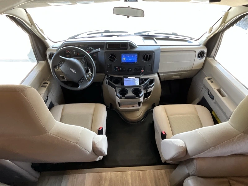 2018 THOR MOTOR COACH FOUR WINDS 28Z