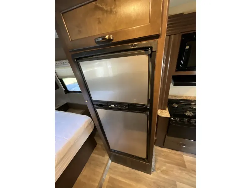 2018 THOR MOTOR COACH FOUR WINDS 28Z