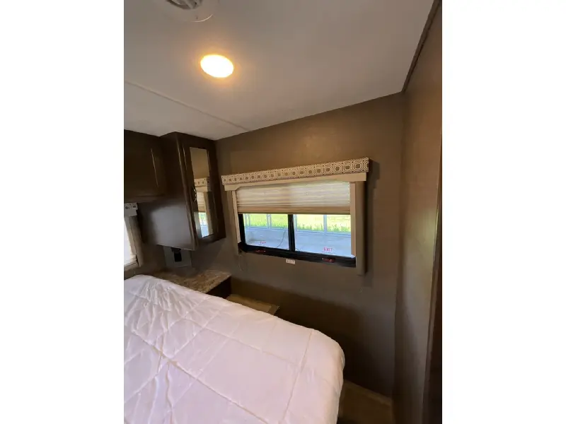 2018 THOR MOTOR COACH FOUR WINDS 28Z